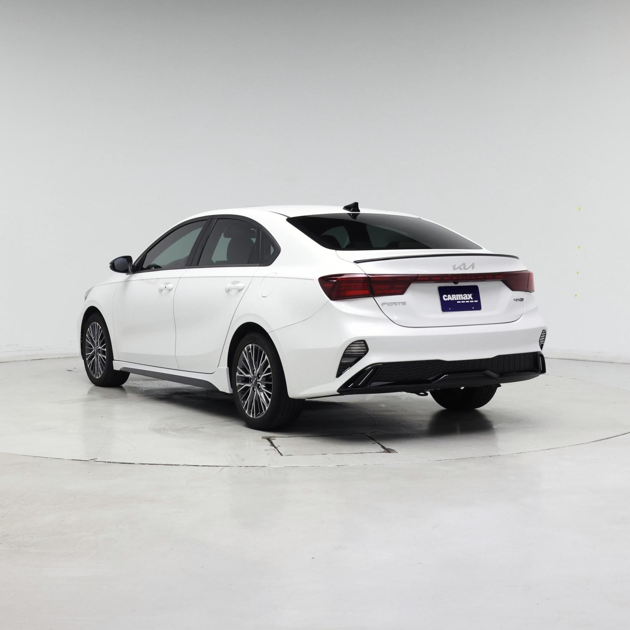 Thumbnail: 2023 Kia Forte - 2