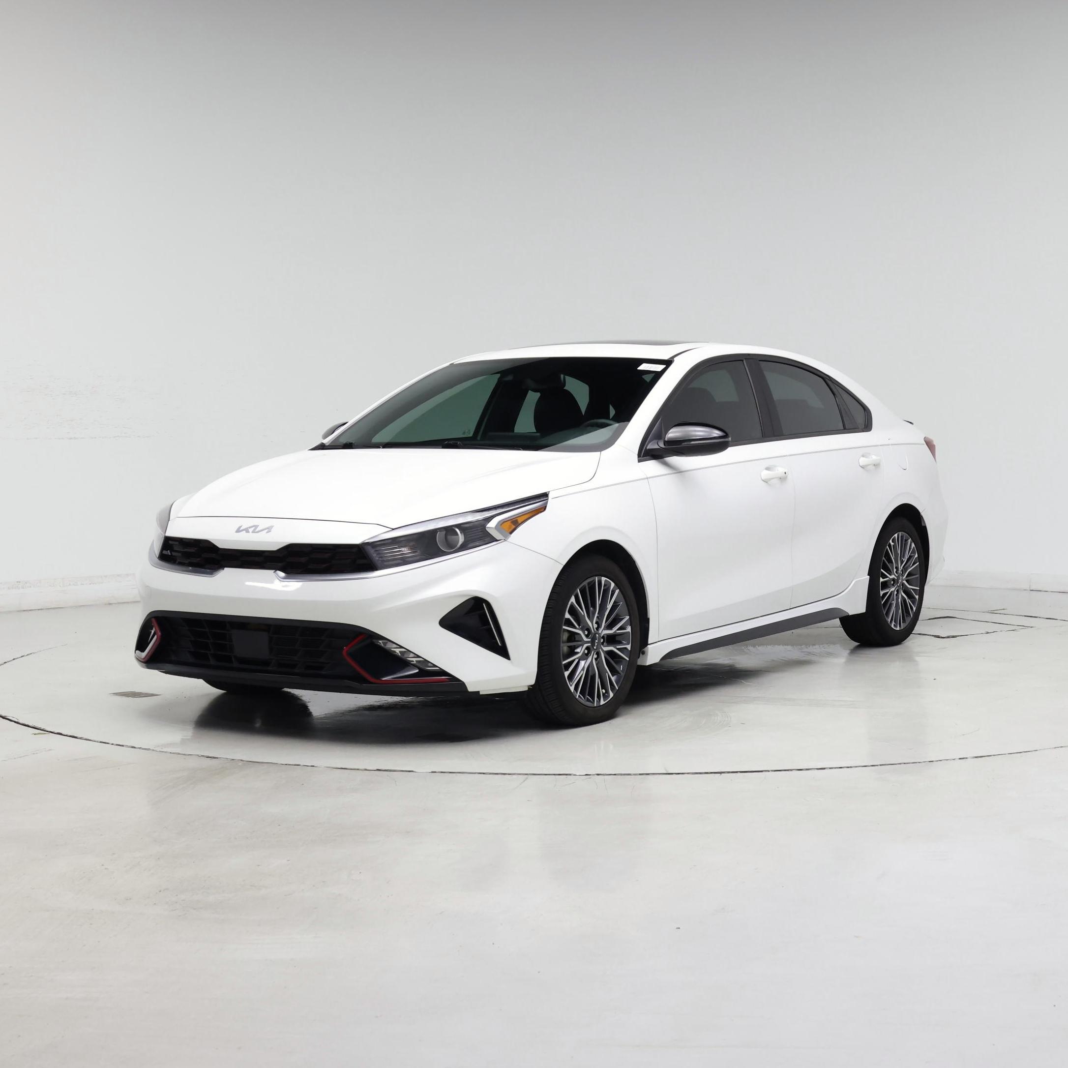 Thumbnail: 2023 Kia Forte - 4