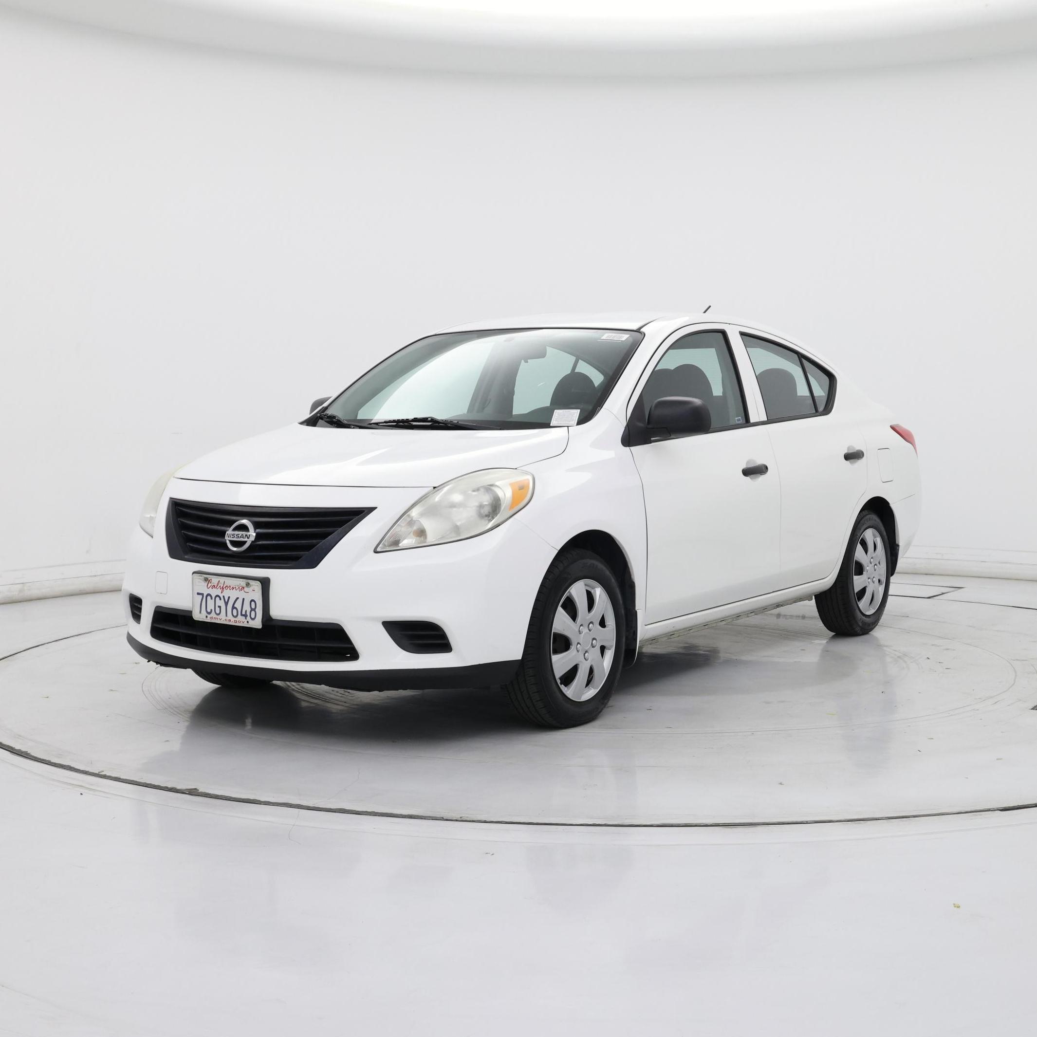 Thumbnail: 2014 Nissan Versa - 4