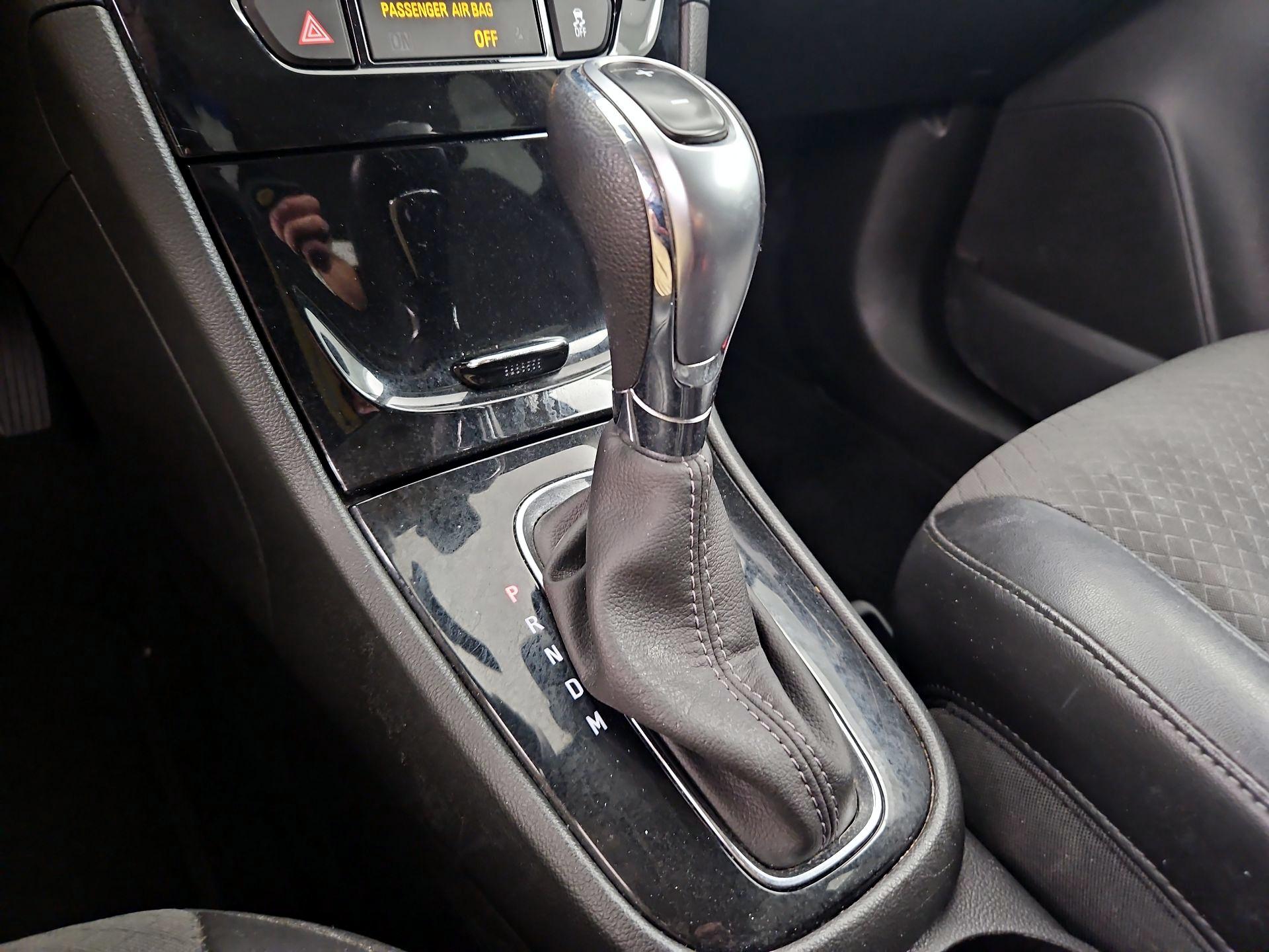 Thumbnail: 2020 Buick Encore - 17