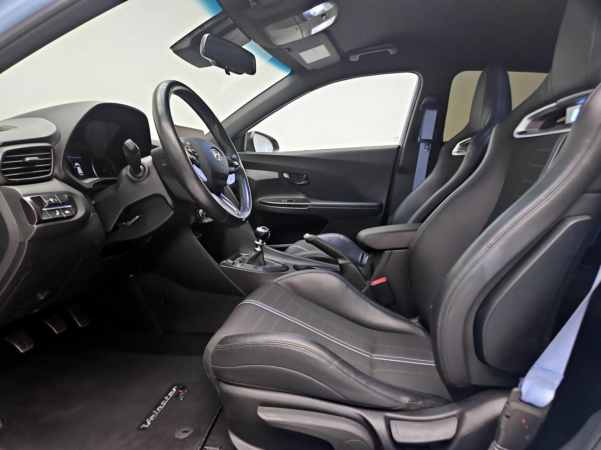 Thumbnail: 2022 Hyundai Veloster - 11