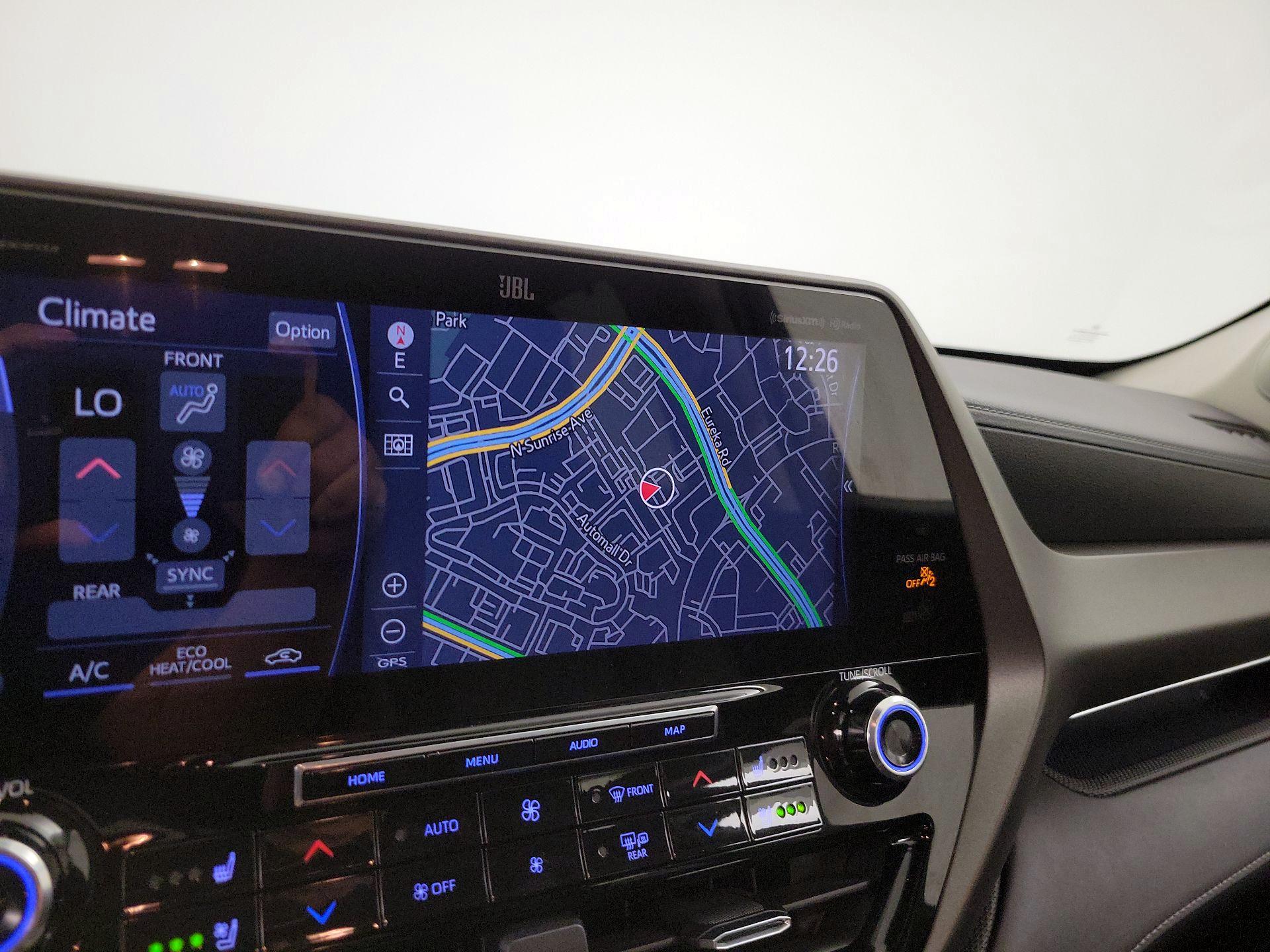 Thumbnail: 2021 Toyota Highlander - 14