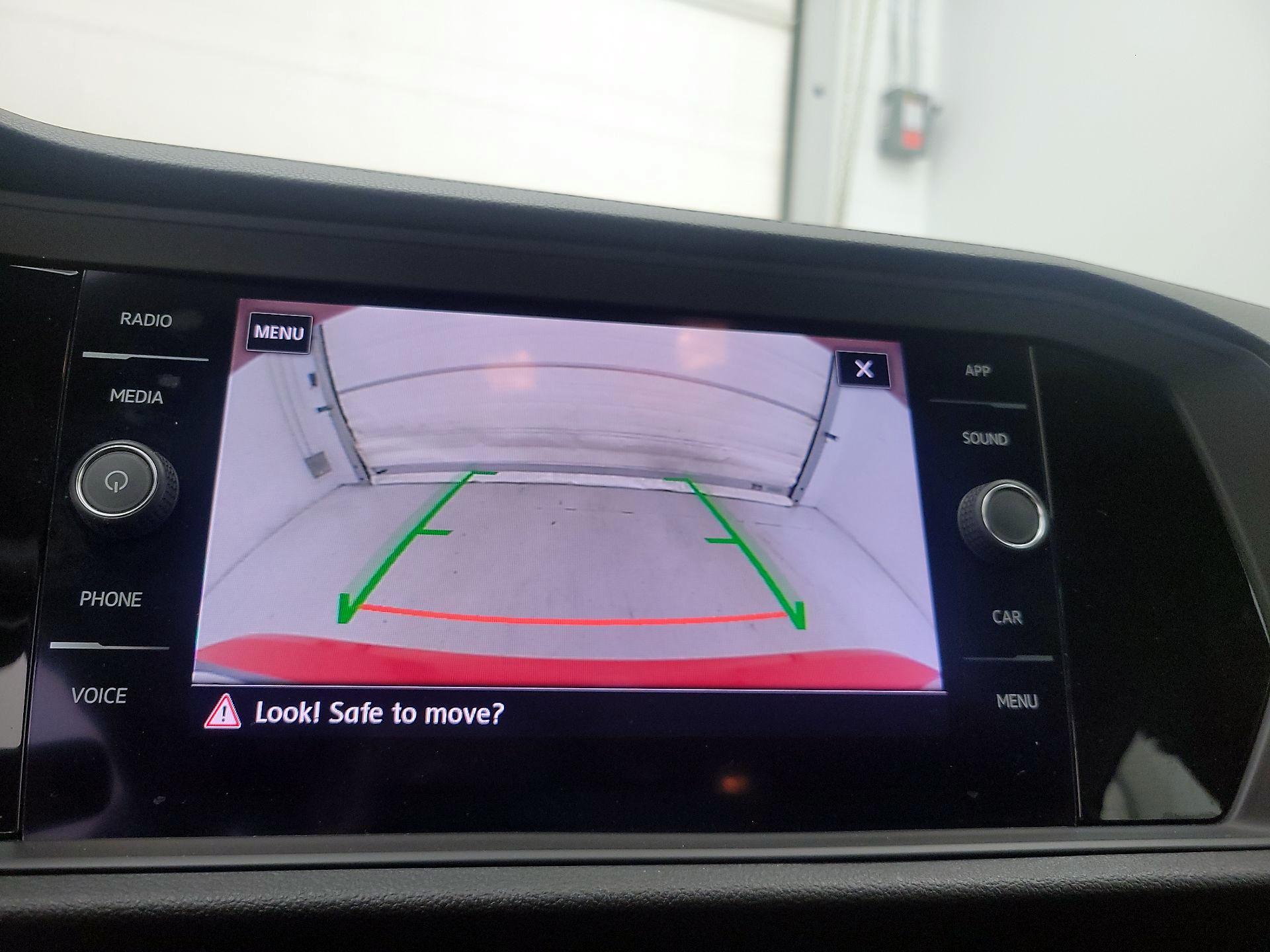 Thumbnail: 2019 Volkswagen Jetta - 13