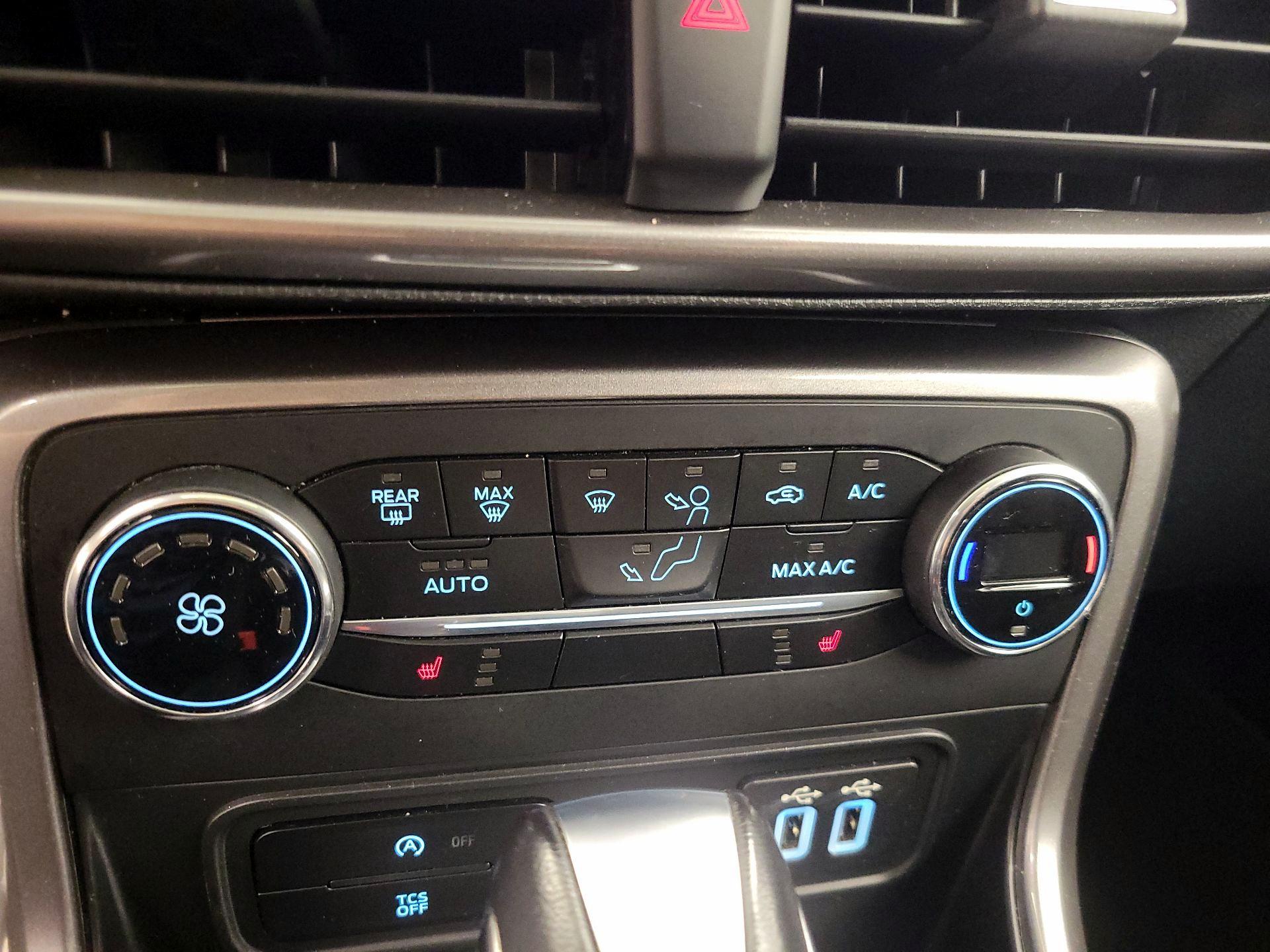 Thumbnail: 2020 Ford EcoSport - 16