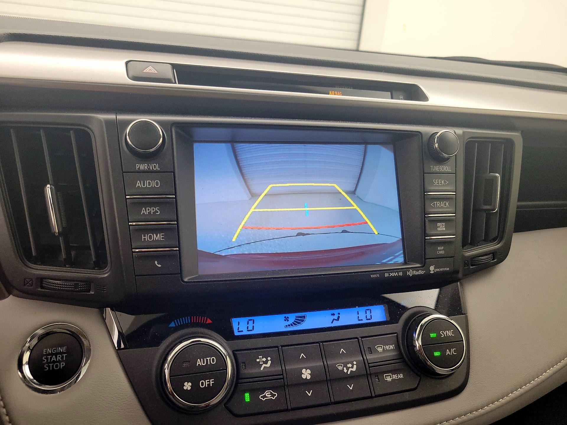Thumbnail: 2016 Toyota RAV4 - 14