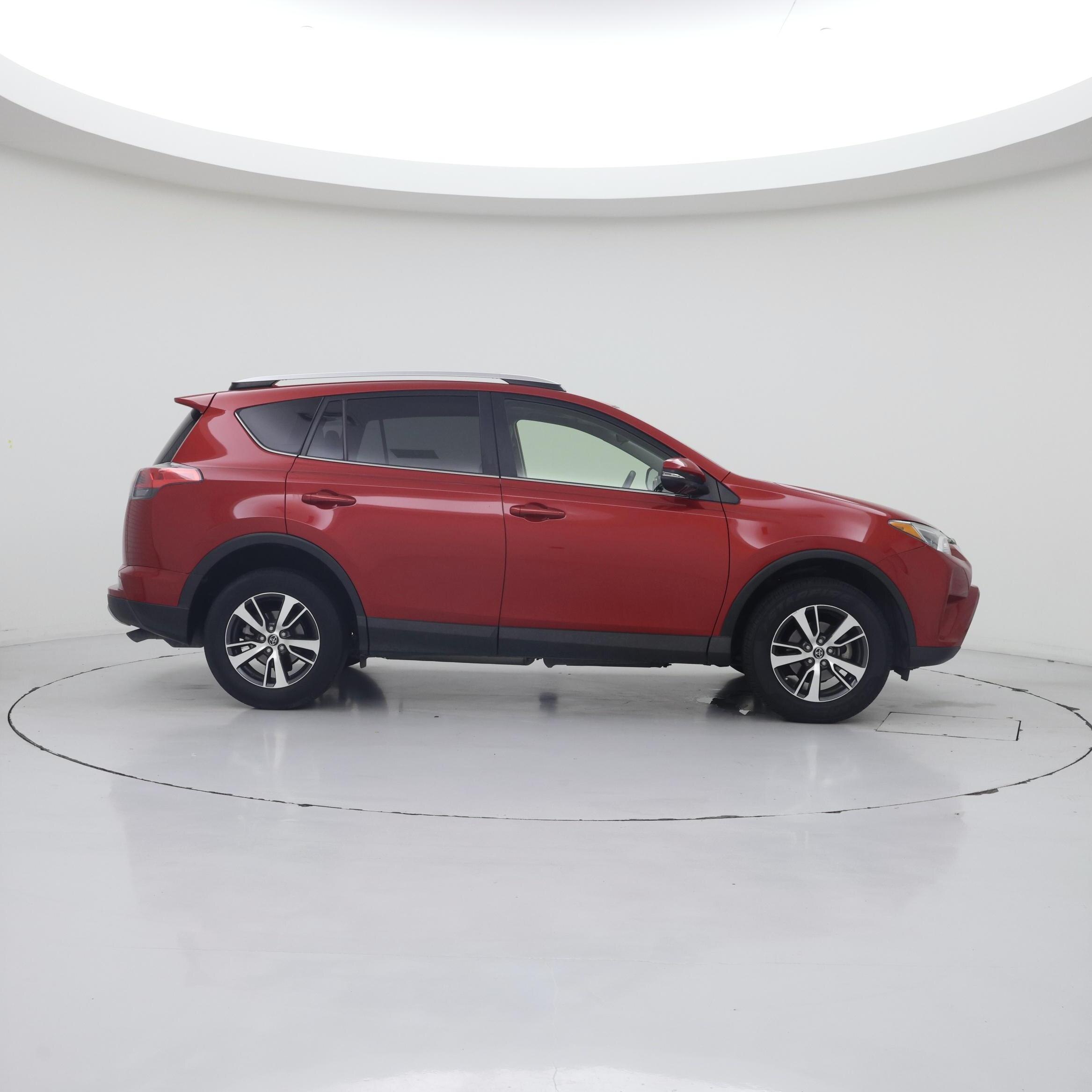 Thumbnail: 2016 Toyota RAV4 - 7