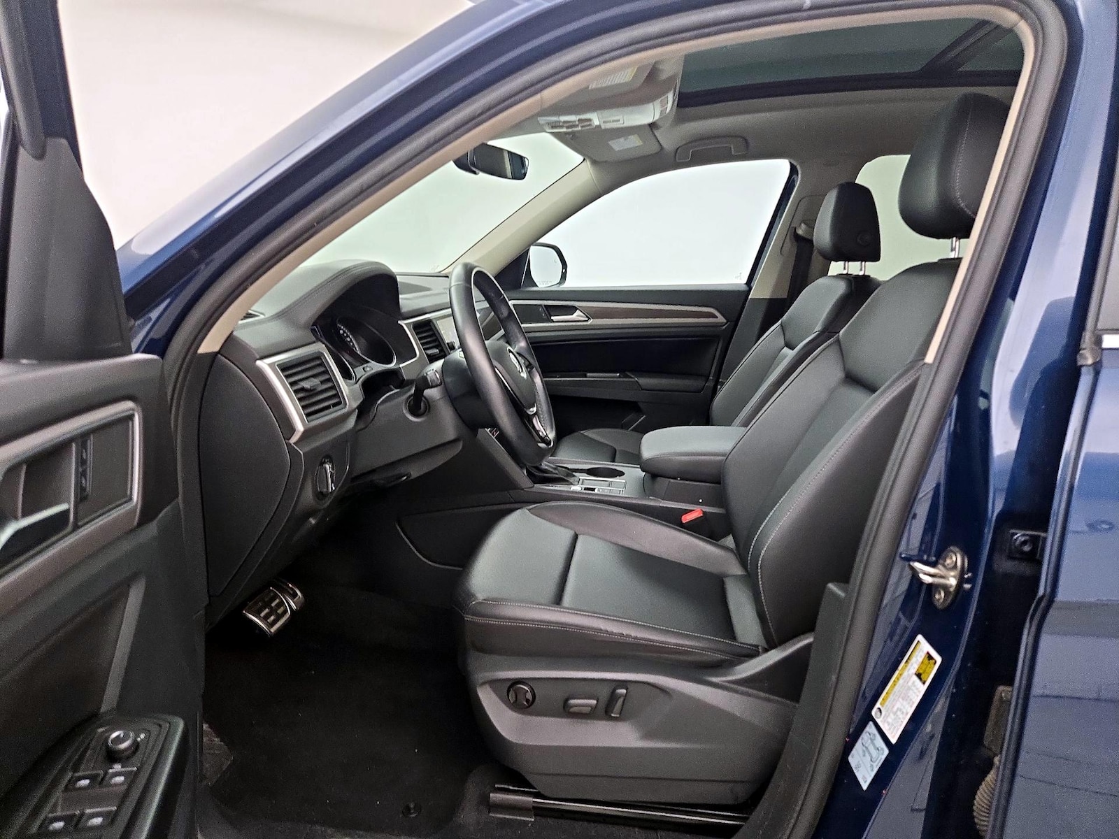 2019 Volkswagen Atlas SE R-Line w/Tech - Photo 12