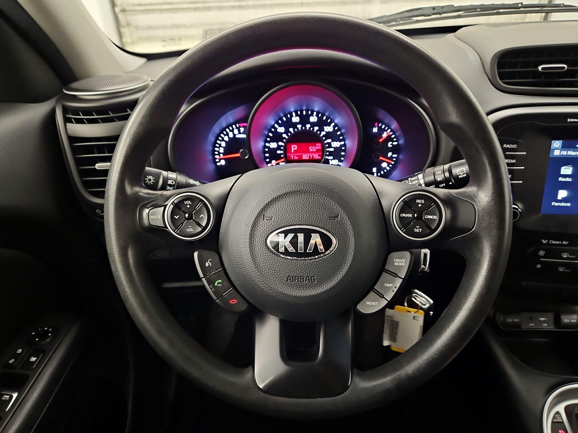 Thumbnail: 2018 Kia Soul - 10