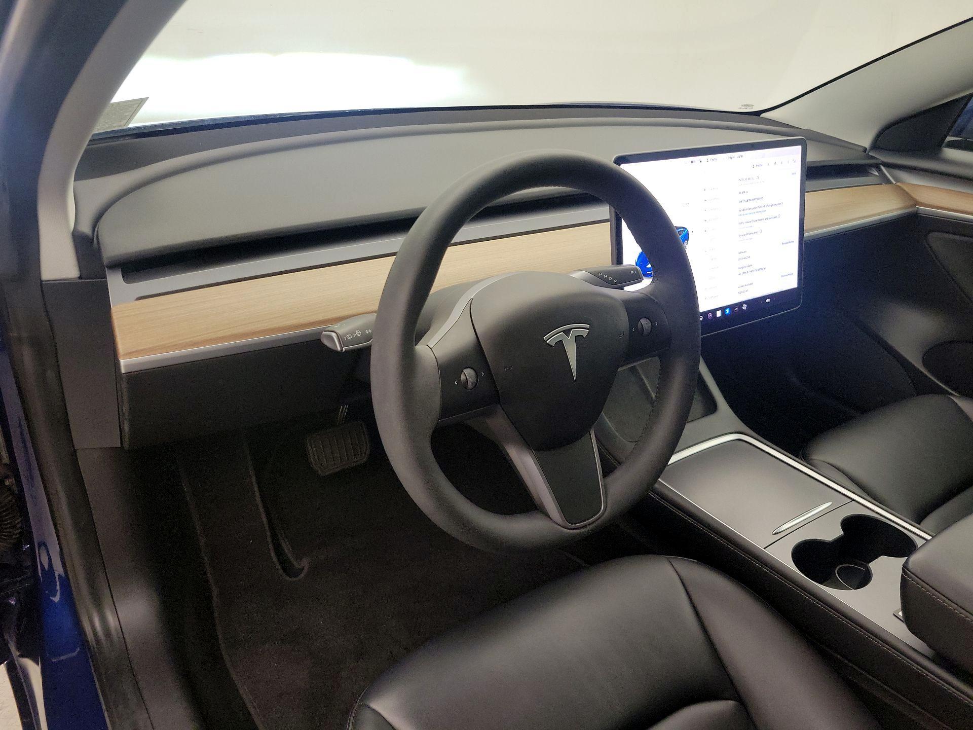 Thumbnail: 2021 Tesla Model 3 - 9