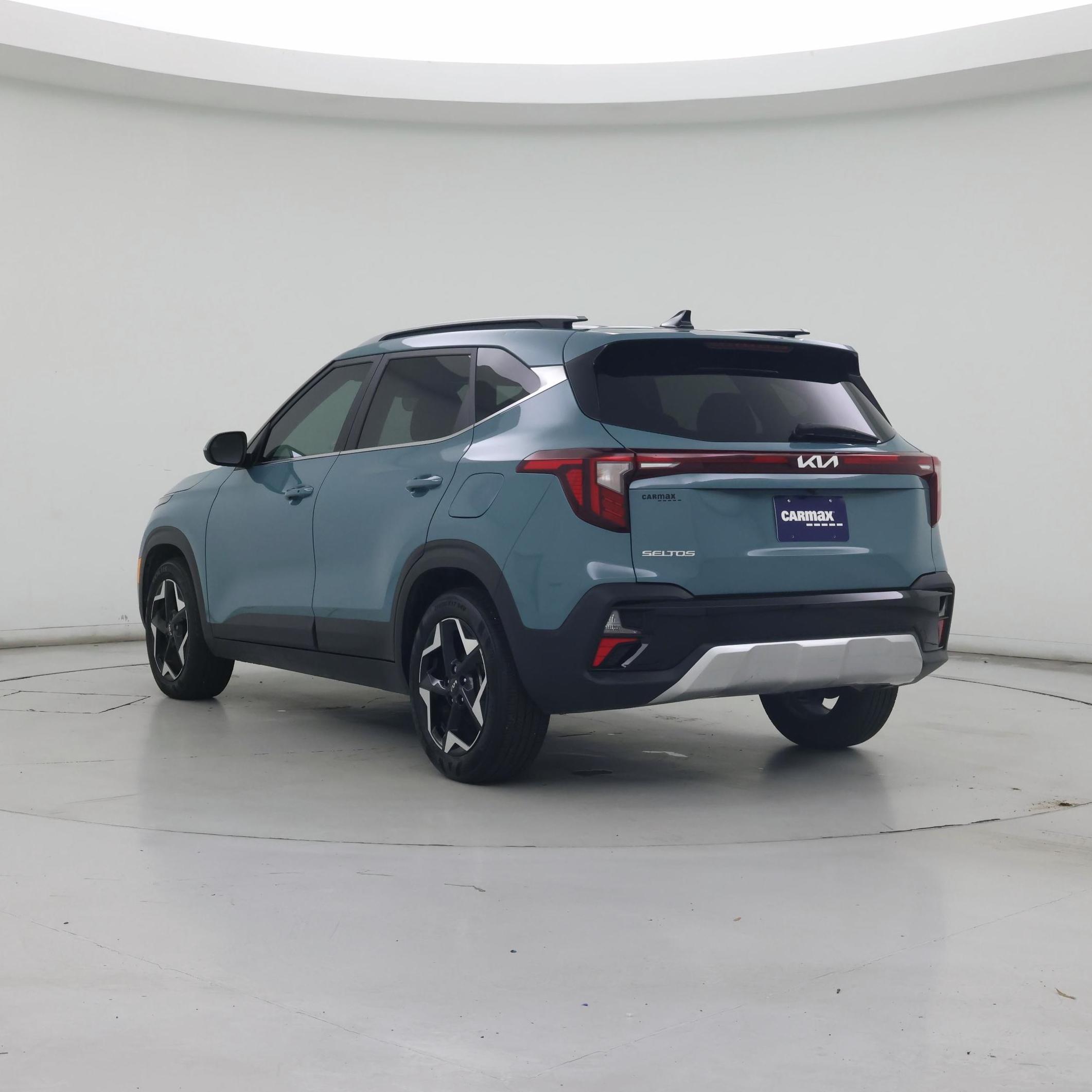 Thumbnail: 2024 Kia Seltos - 2
