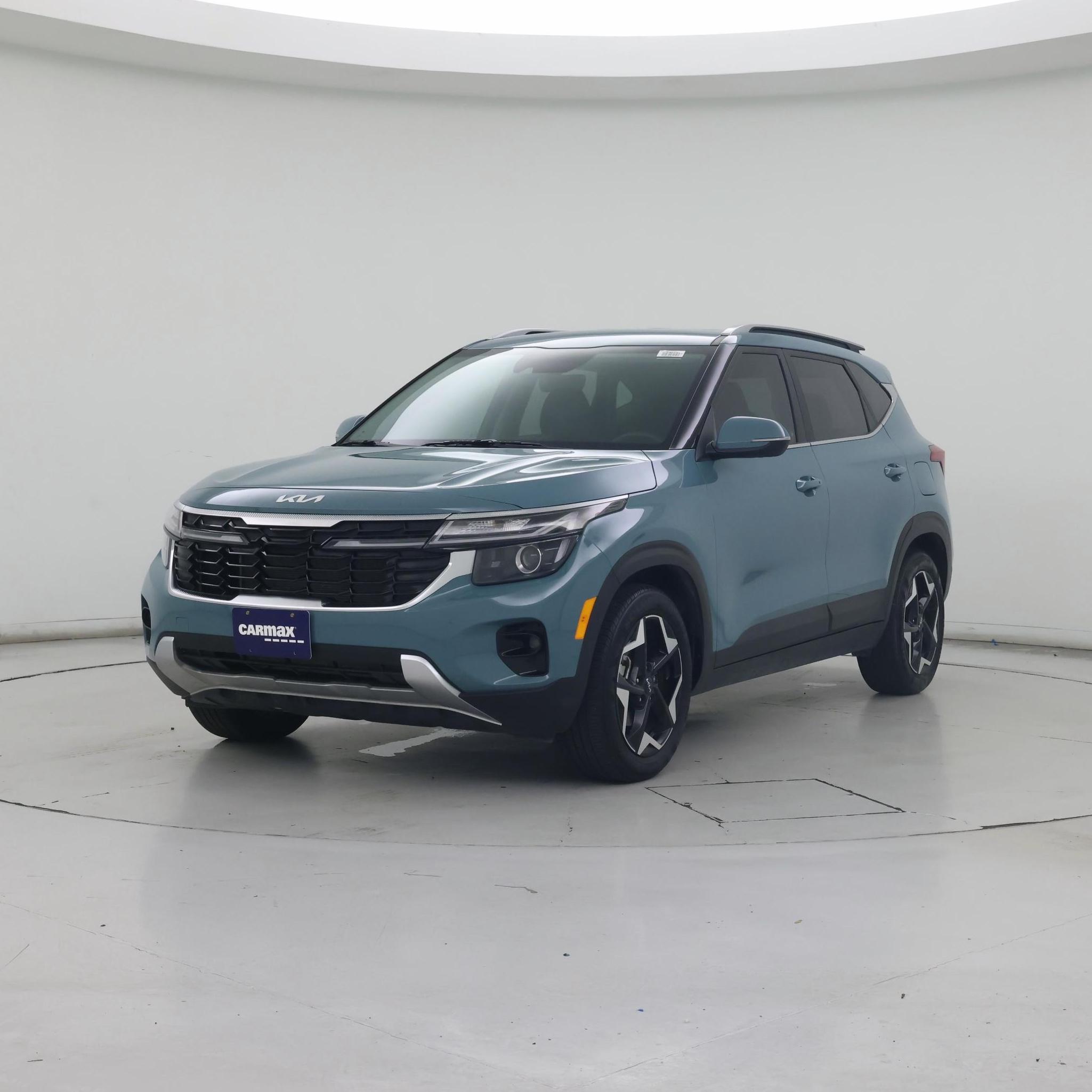 Thumbnail: 2024 Kia Seltos - 4