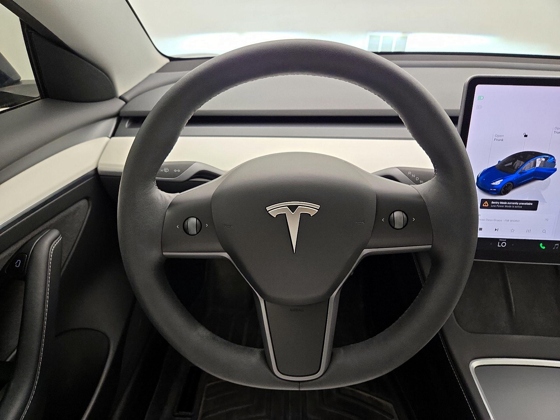 Thumbnail: 2022 Tesla Model 3 - 10