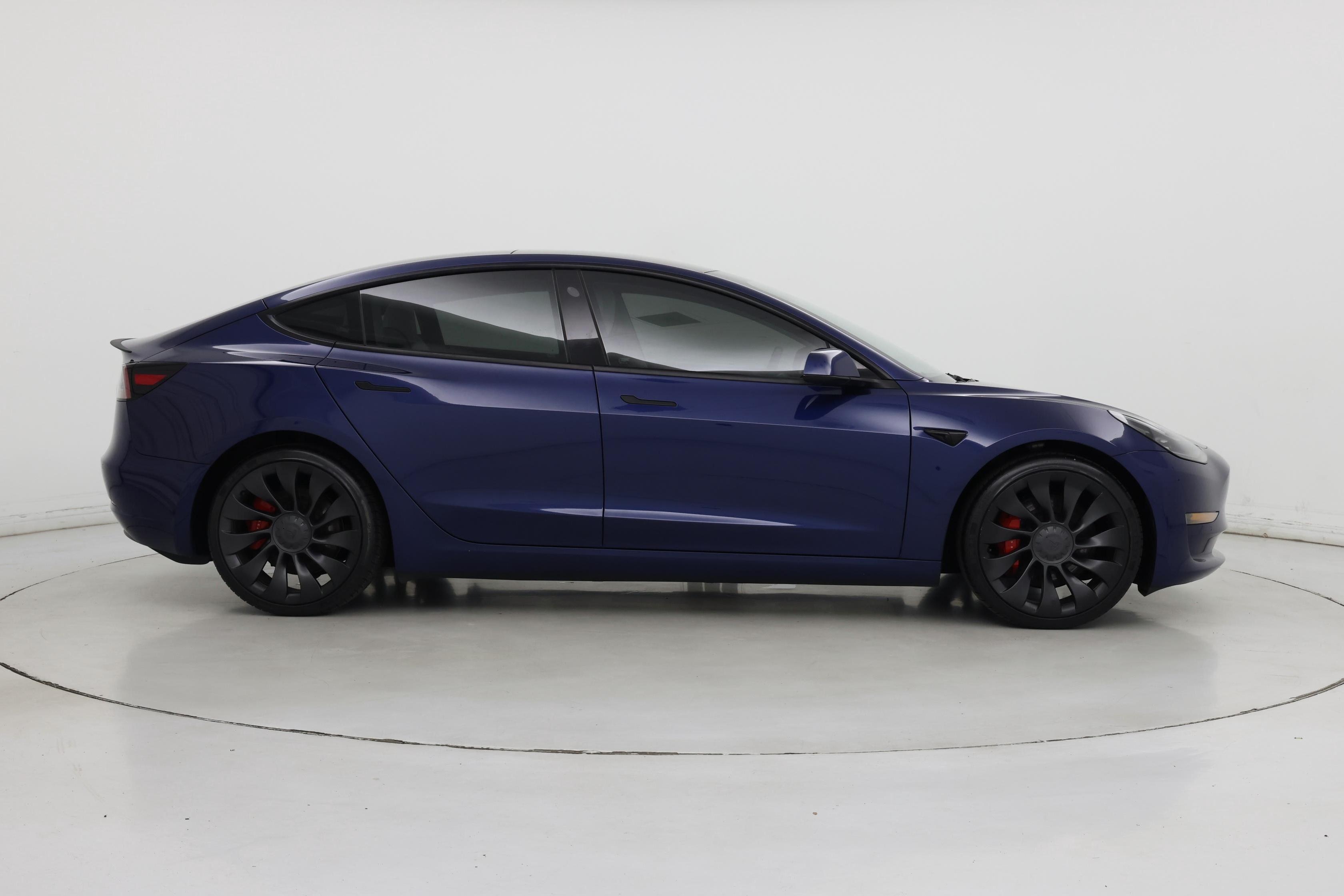 Thumbnail: 2022 Tesla Model 3 - 7