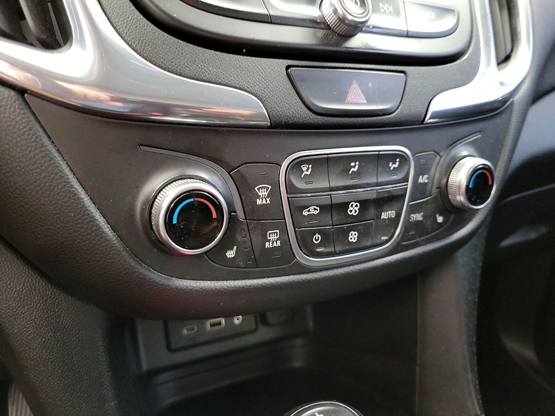 Thumbnail: 2020 Chevrolet Equinox - 17