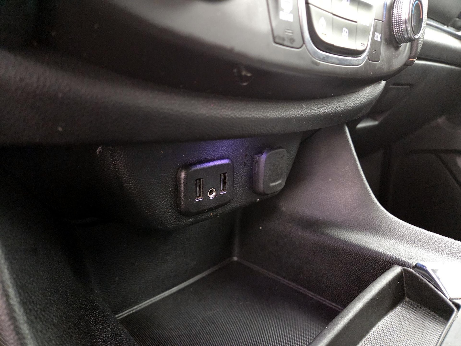 2020 Chevrolet Traverse LS - Photo 19