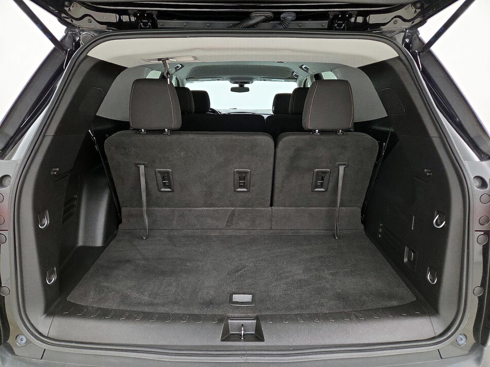 2020 Chevrolet Traverse LS - Photo 22