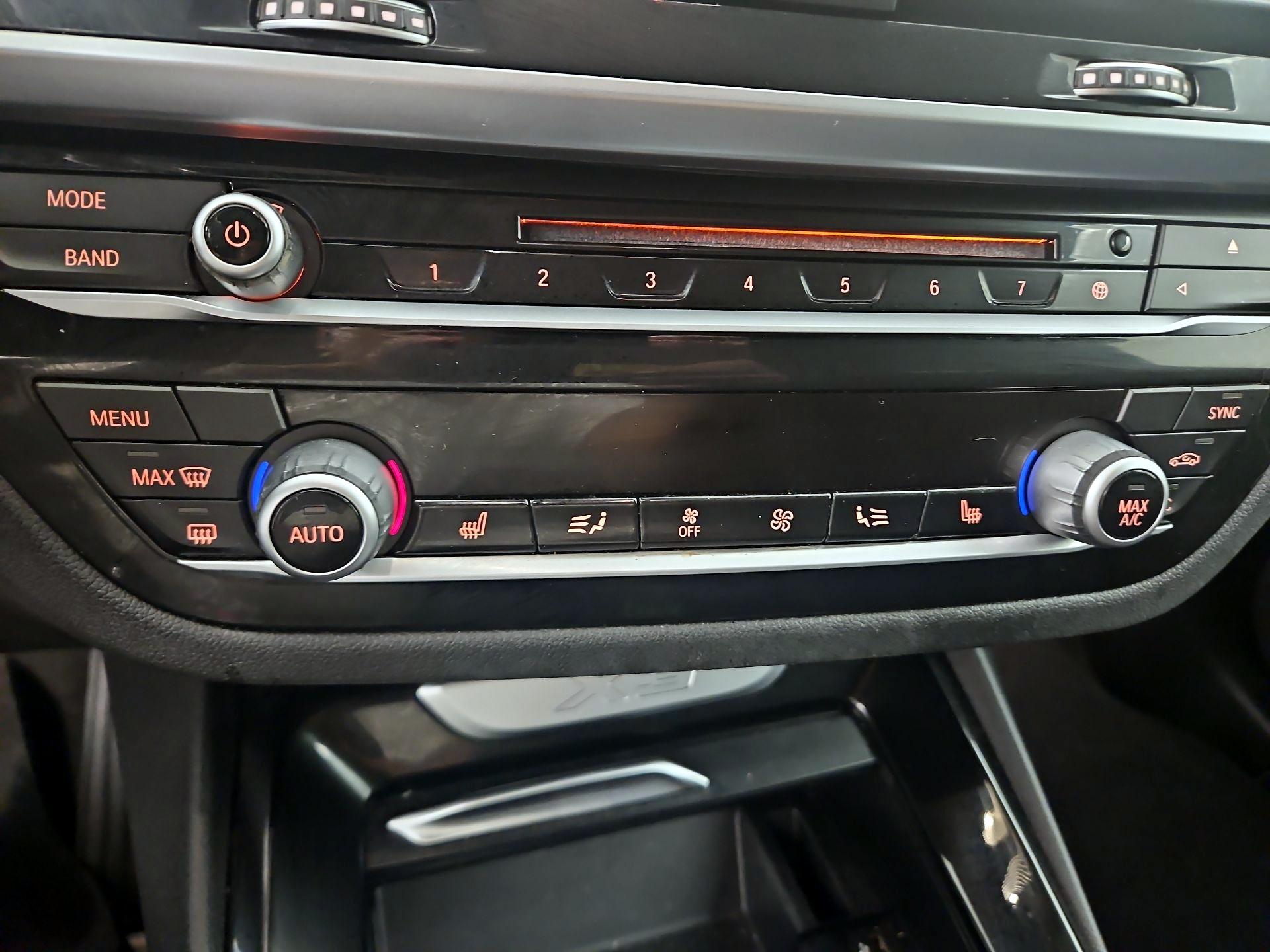 Thumbnail: 2019 BMW X3 - 17