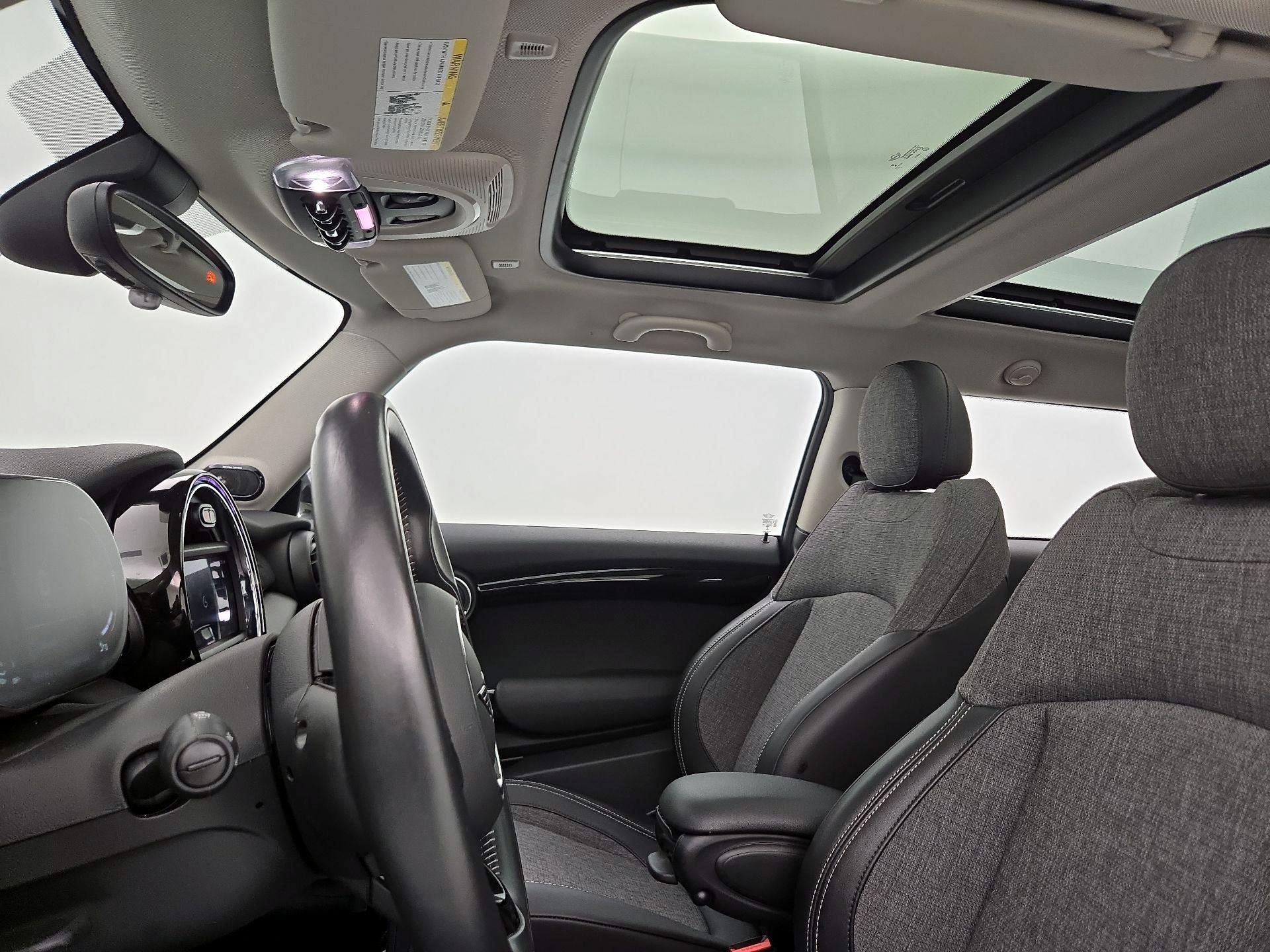 Thumbnail: 2021 MINI Cooper Hardtop - 20