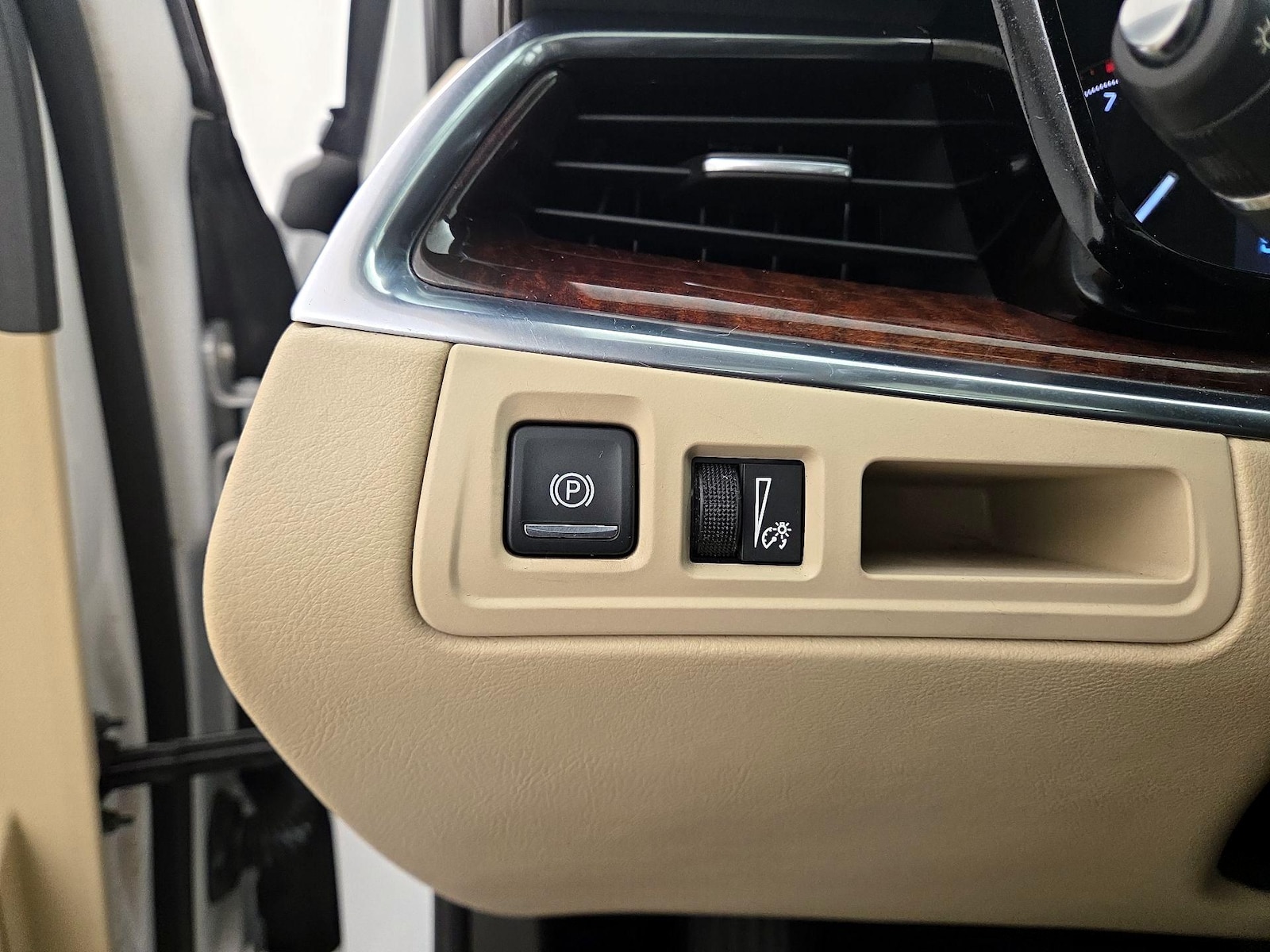 2017 Cadillac XT5 Luxury - Photo 14