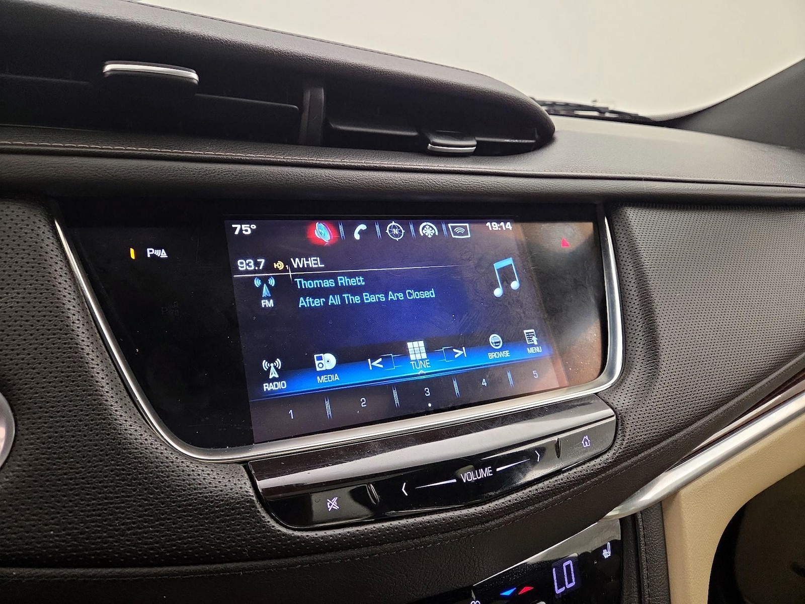 2017 Cadillac XT5 Luxury - Photo 17