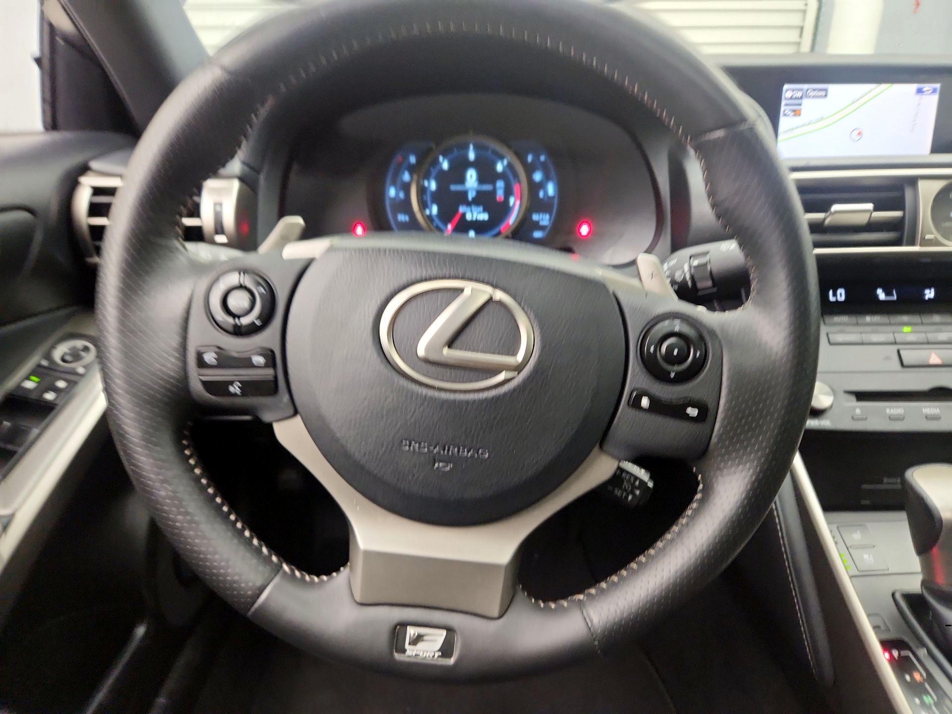 Thumbnail: 2015 Lexus IS - 10