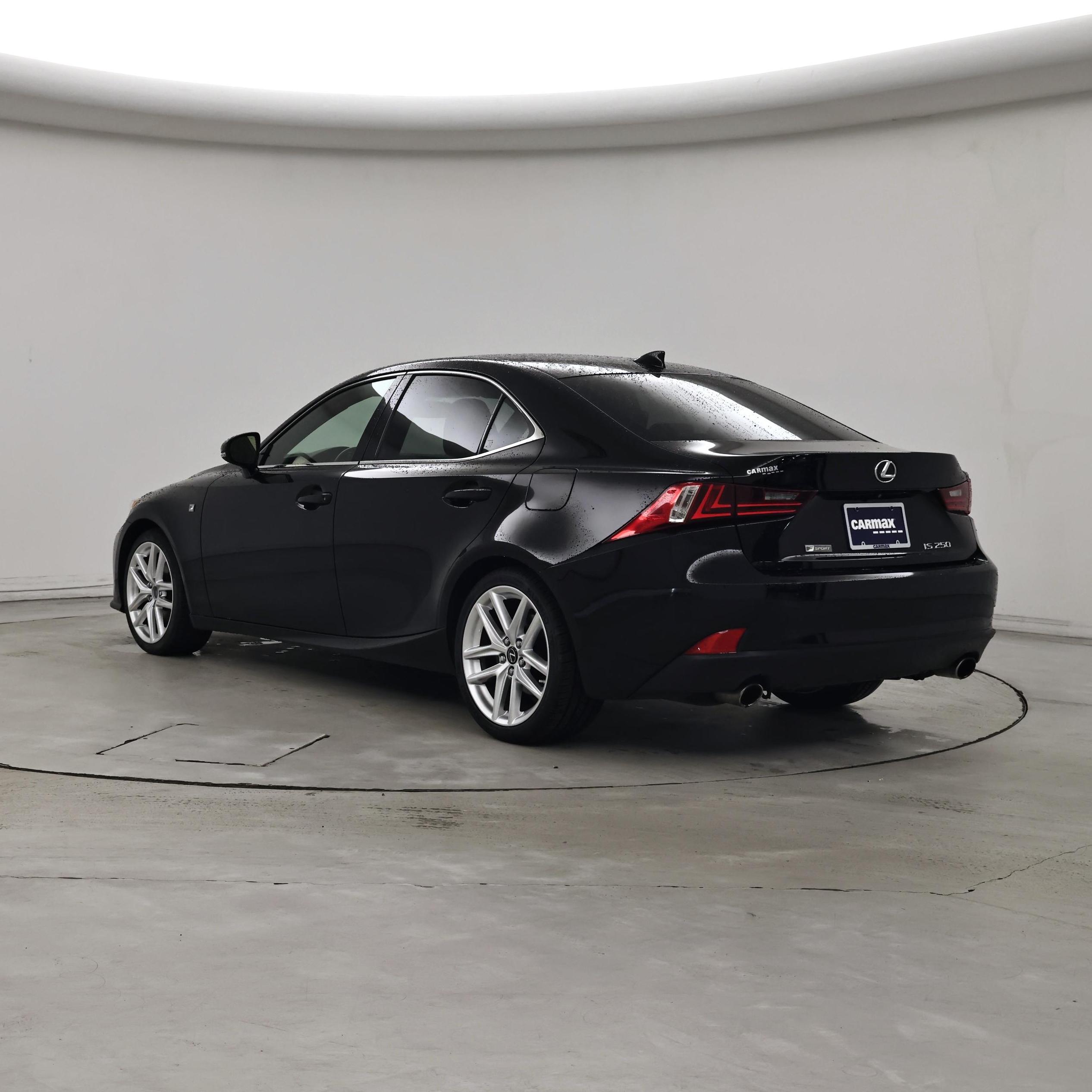 Thumbnail: 2015 Lexus IS - 2