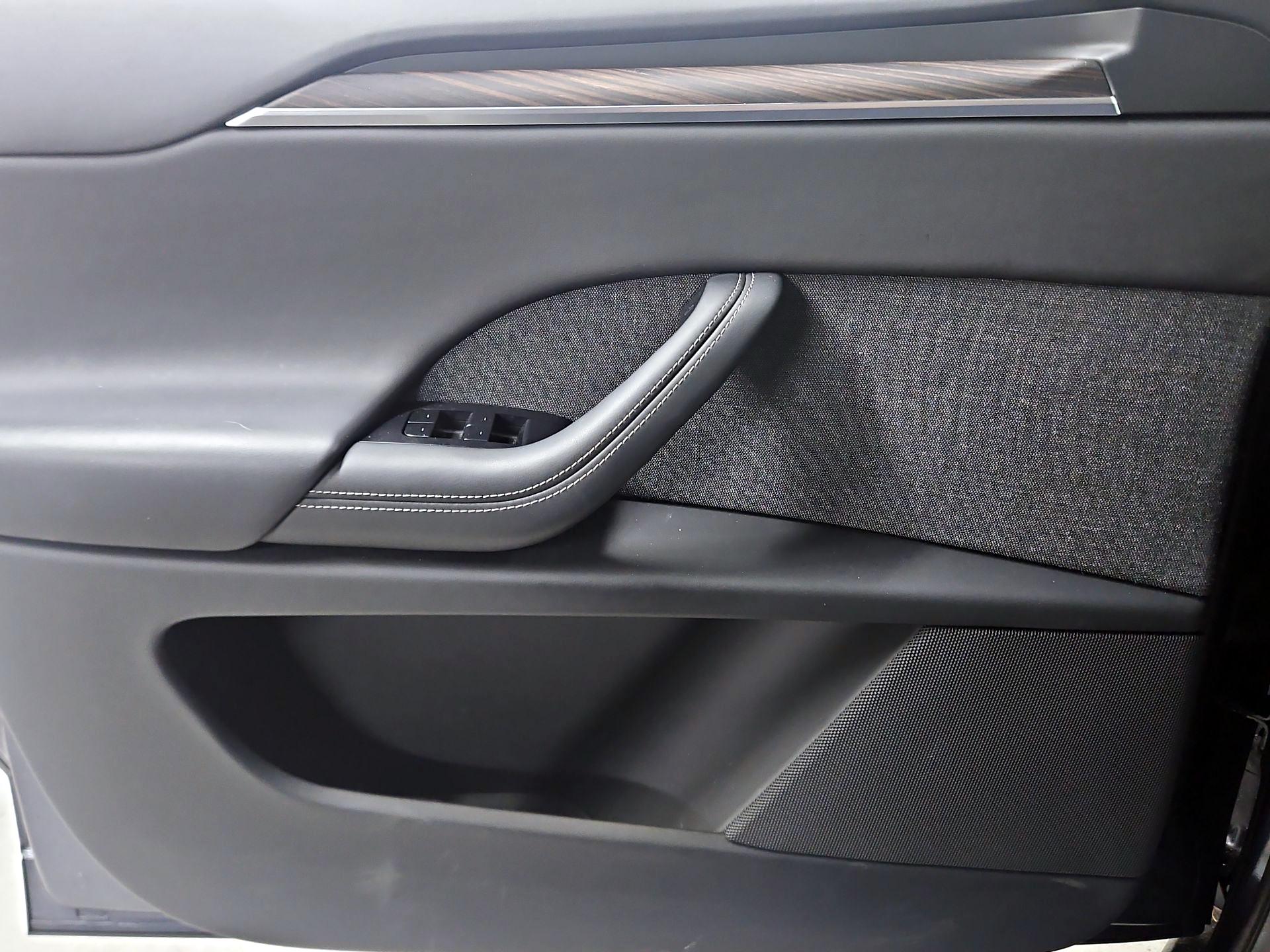 Thumbnail: 2024 Tesla Model X - 12