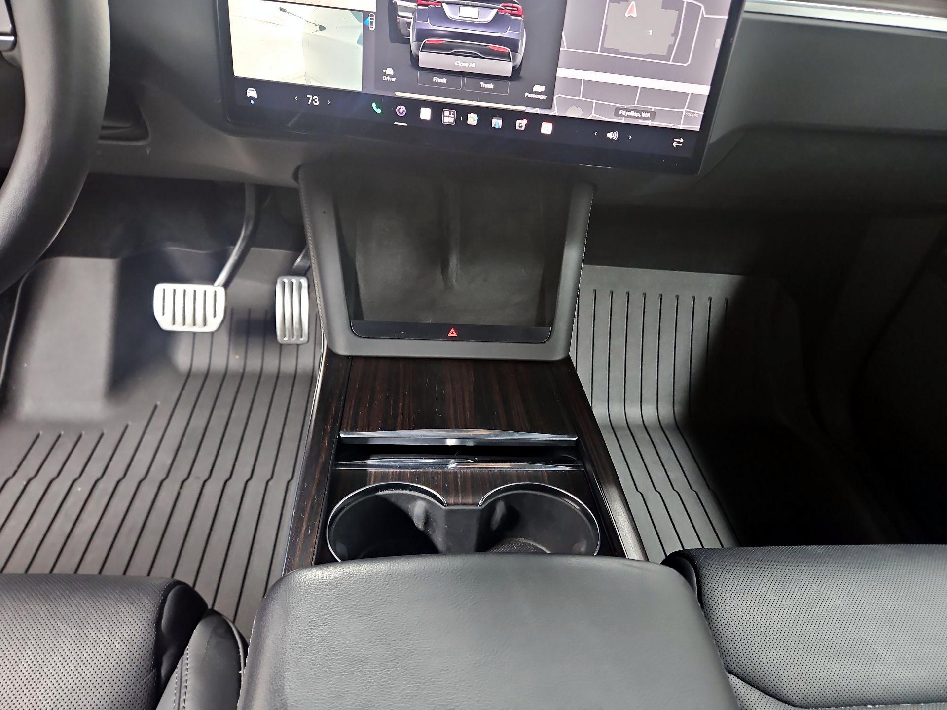 Thumbnail: 2024 Tesla Model X - 17
