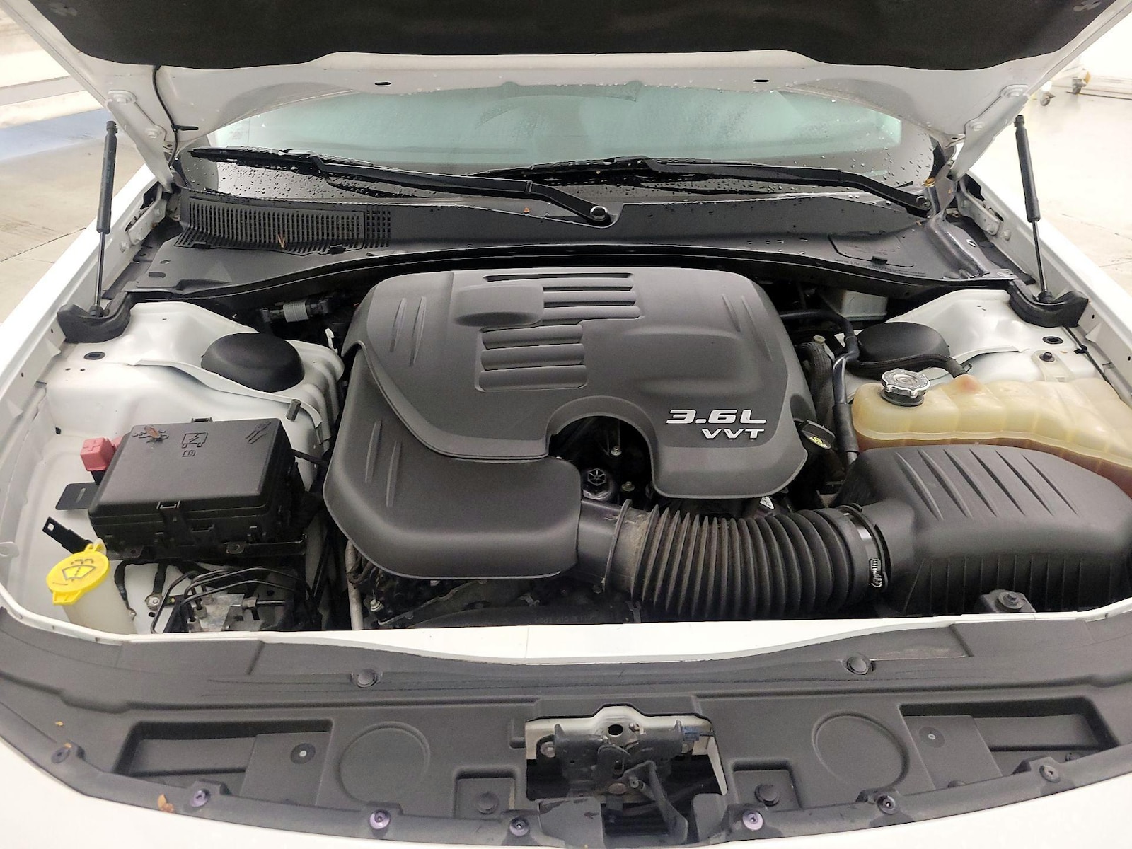 2019 Chrysler 300 Touring - Photo 22