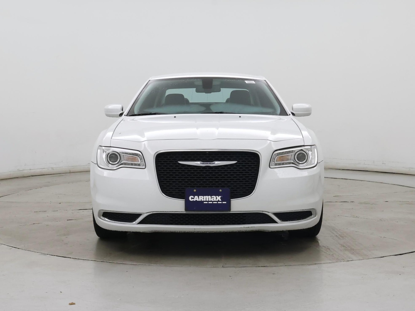2019 Chrysler 300 Touring - Photo 6