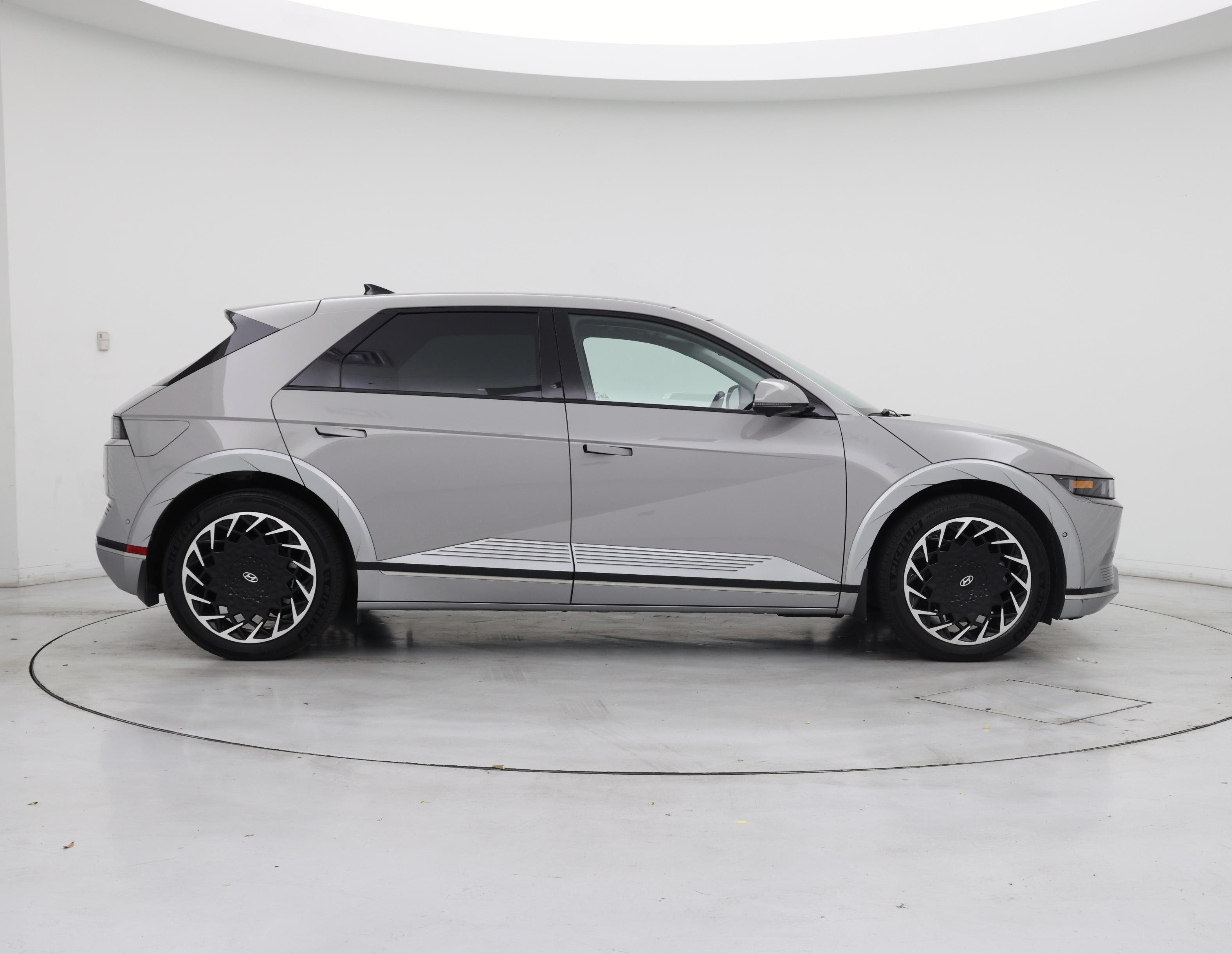 Thumbnail: 2022 Hyundai Ioniq 5 - 7