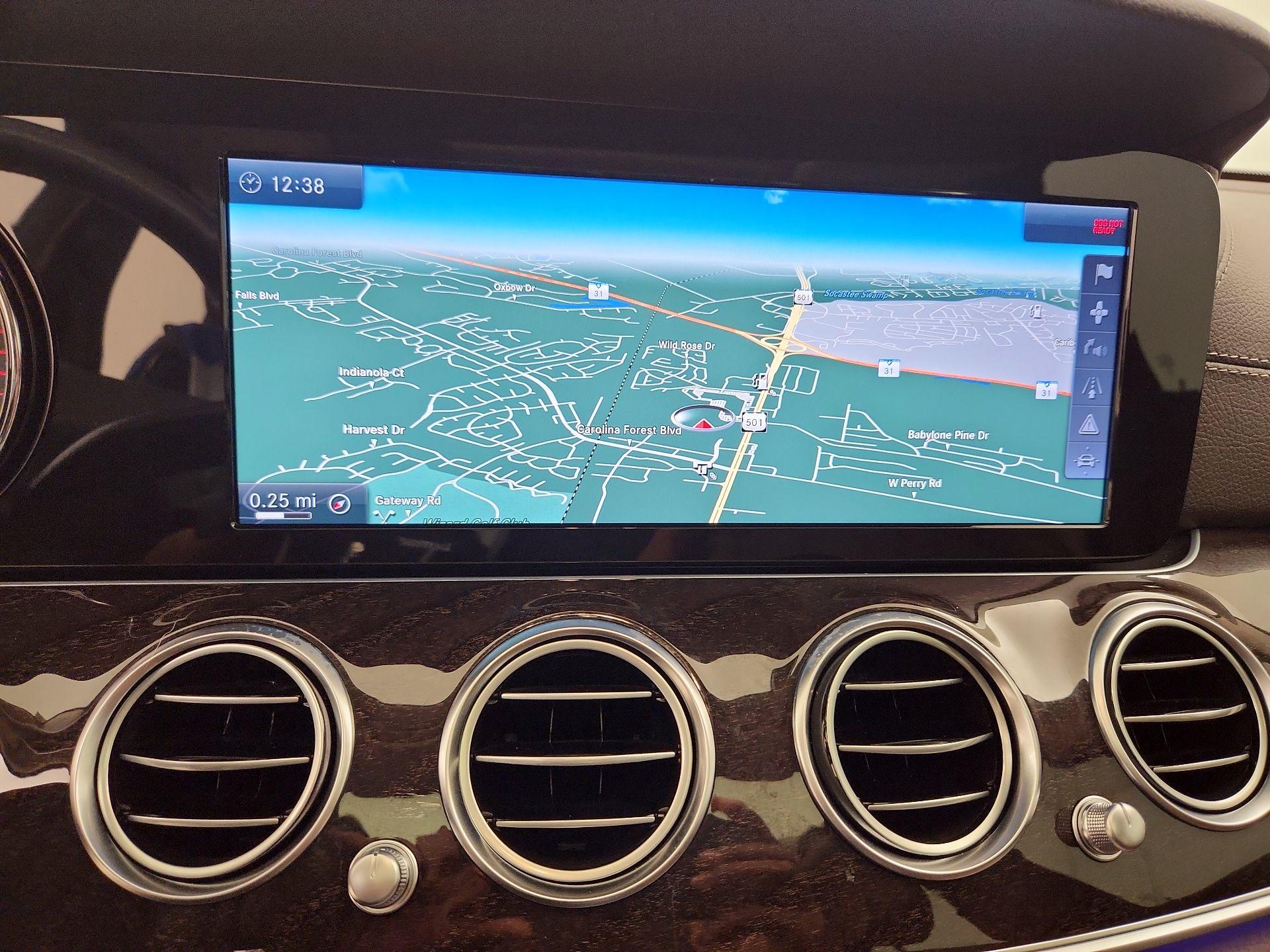 Thumbnail: 2017 Mercedes-Benz E-Class - 14