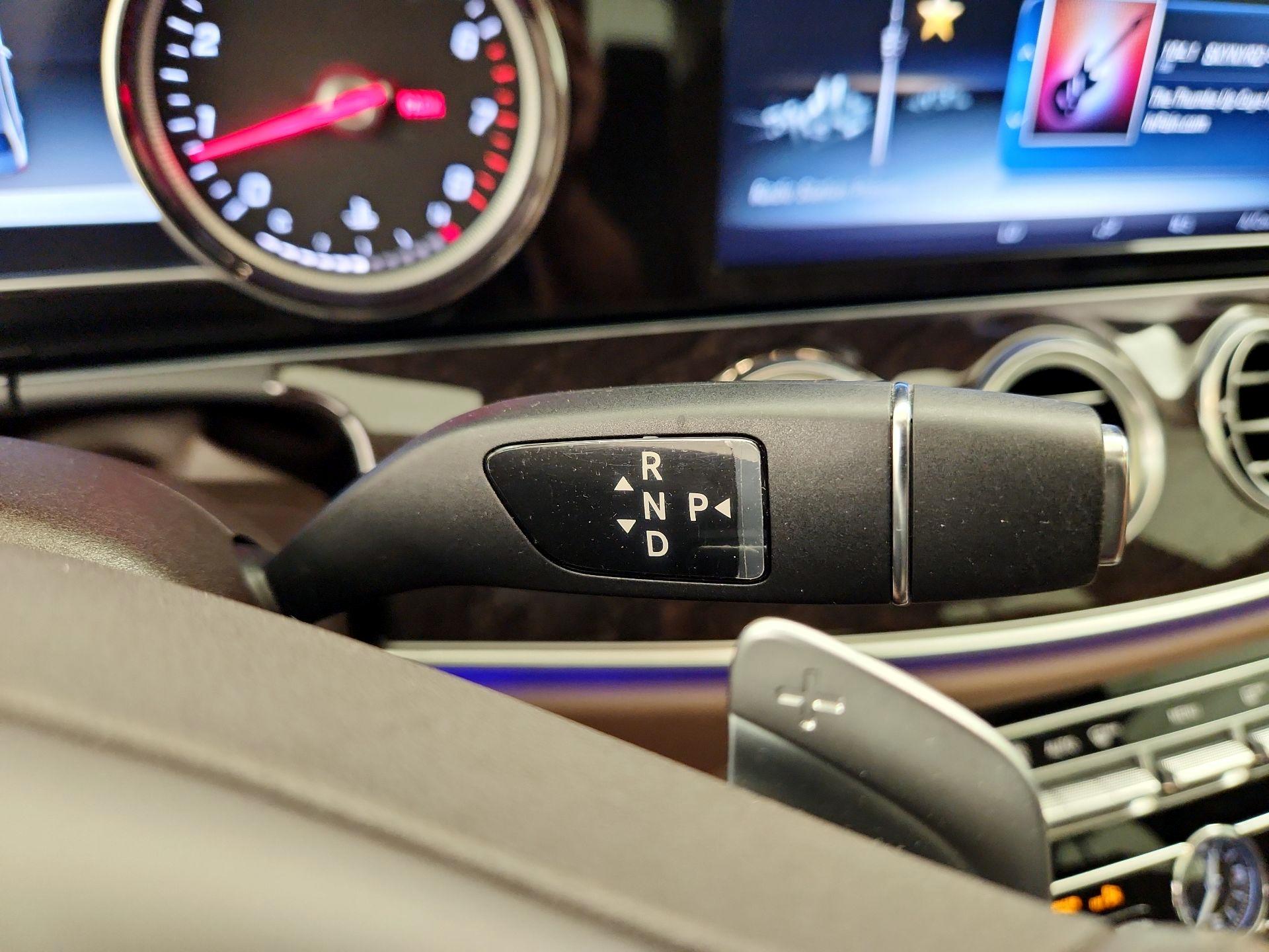 Thumbnail: 2017 Mercedes-Benz E-Class - 18