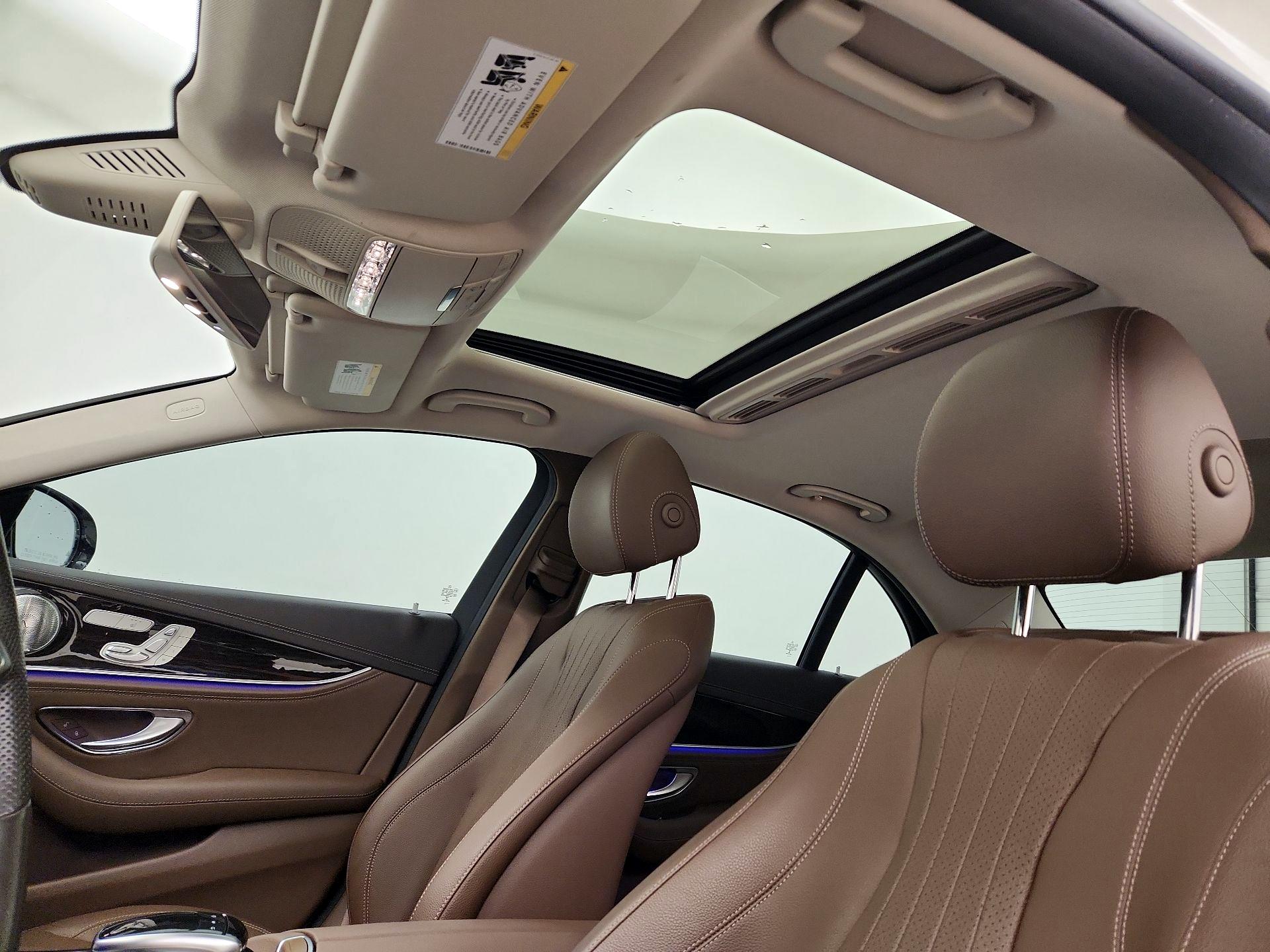 Thumbnail: 2017 Mercedes-Benz E-Class - 20