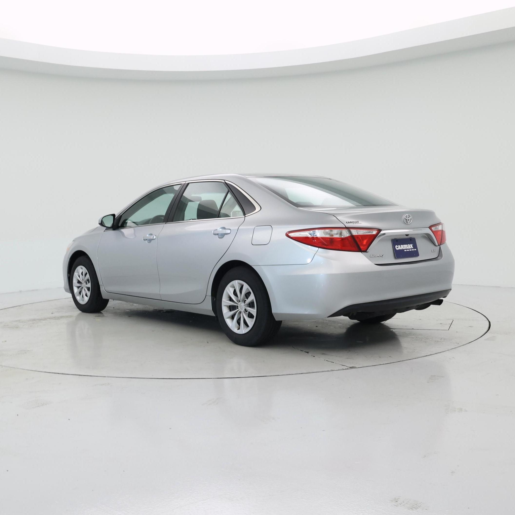Thumbnail: 2016 Toyota Camry - 2