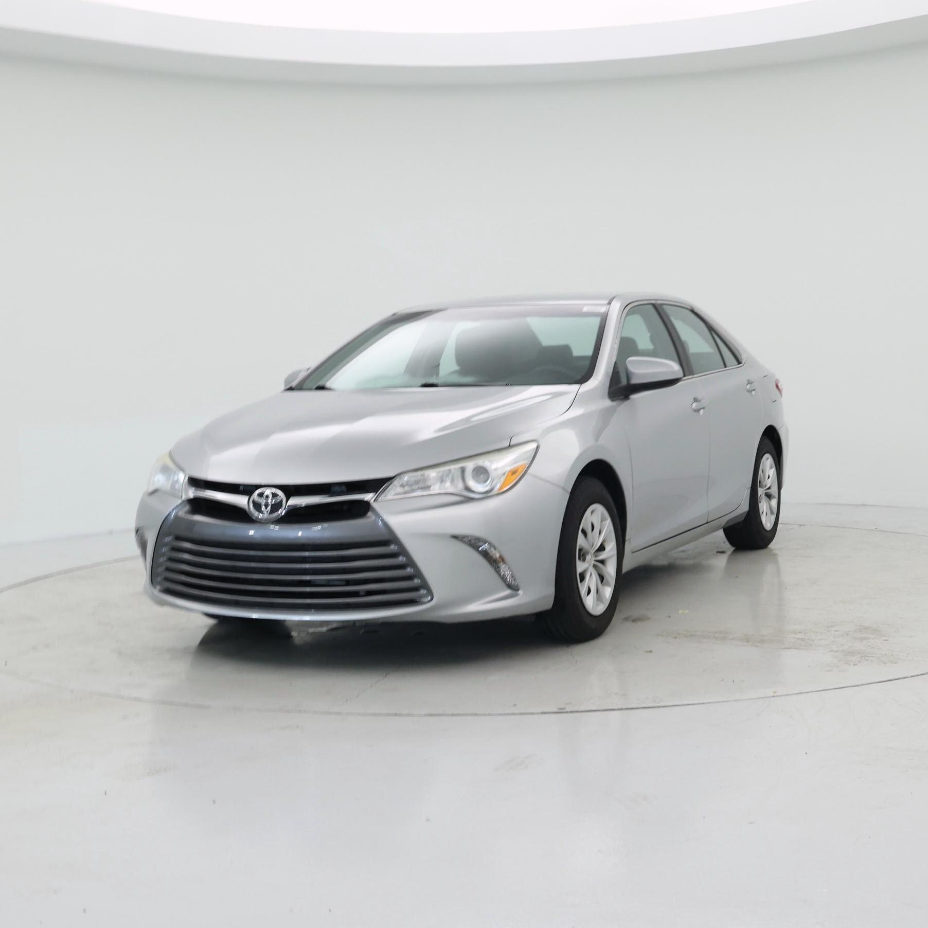 Thumbnail: 2016 Toyota Camry - 4