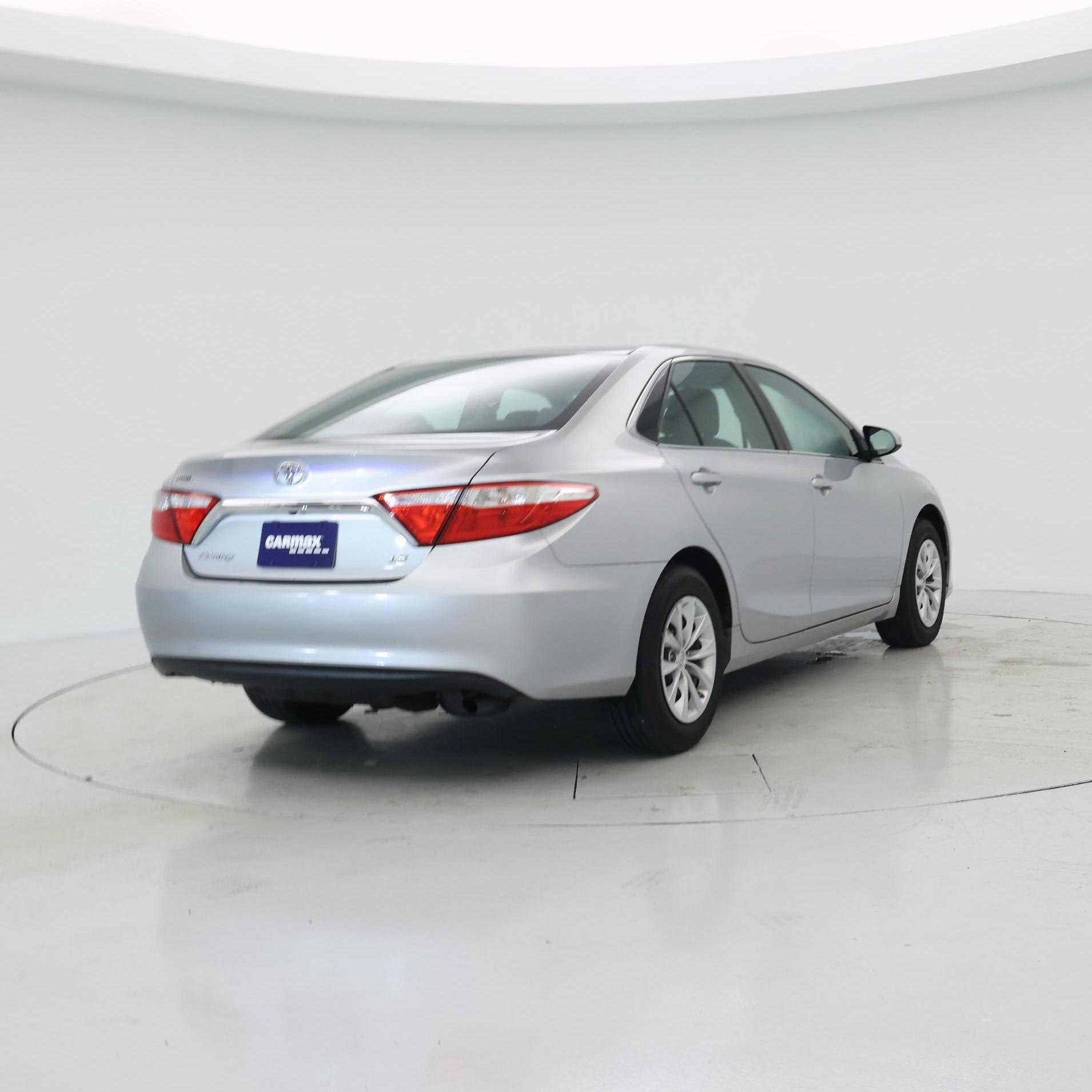 Thumbnail: 2016 Toyota Camry - 8