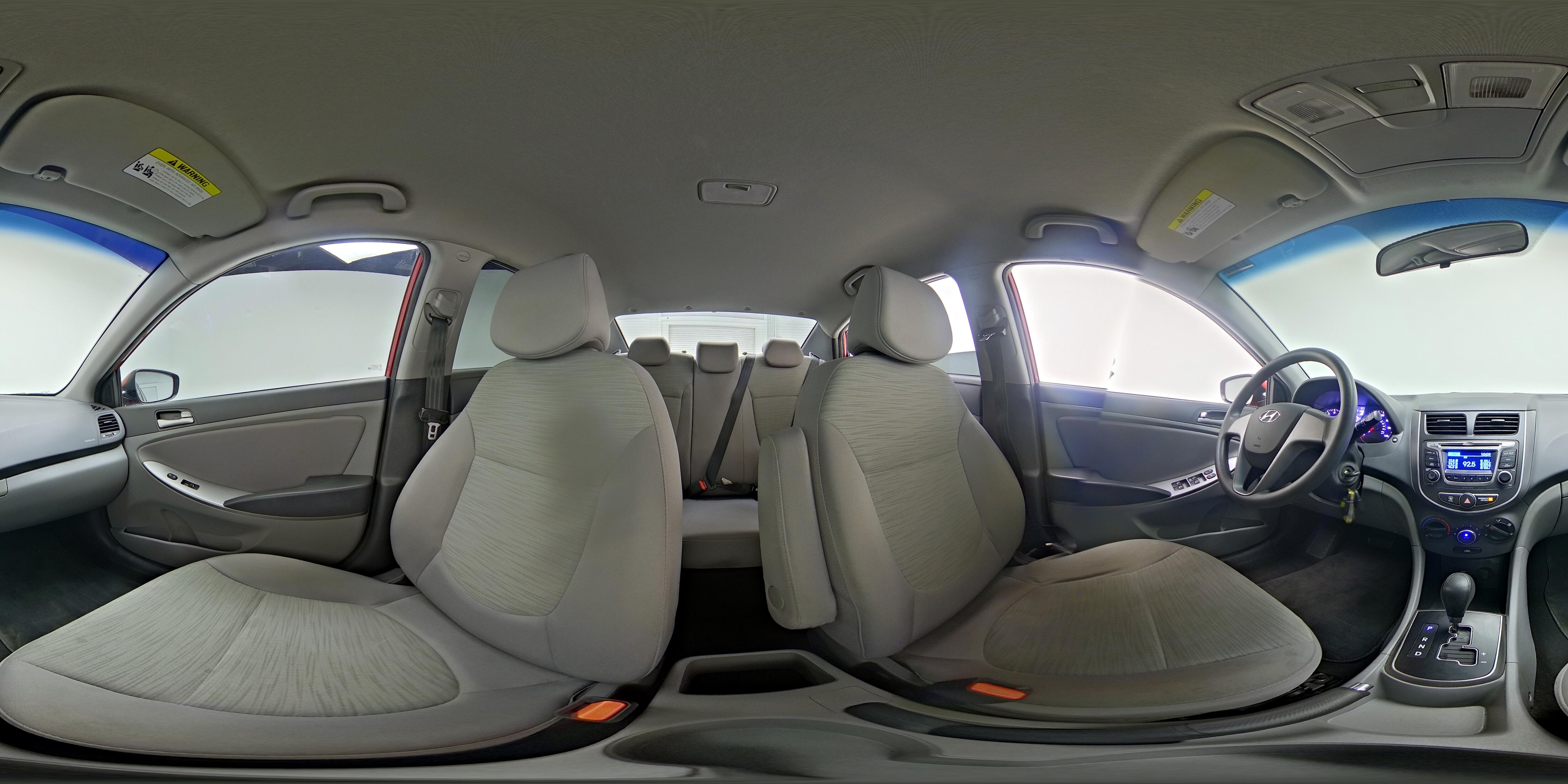 2016 Hyundai Accent SE - Photo 23