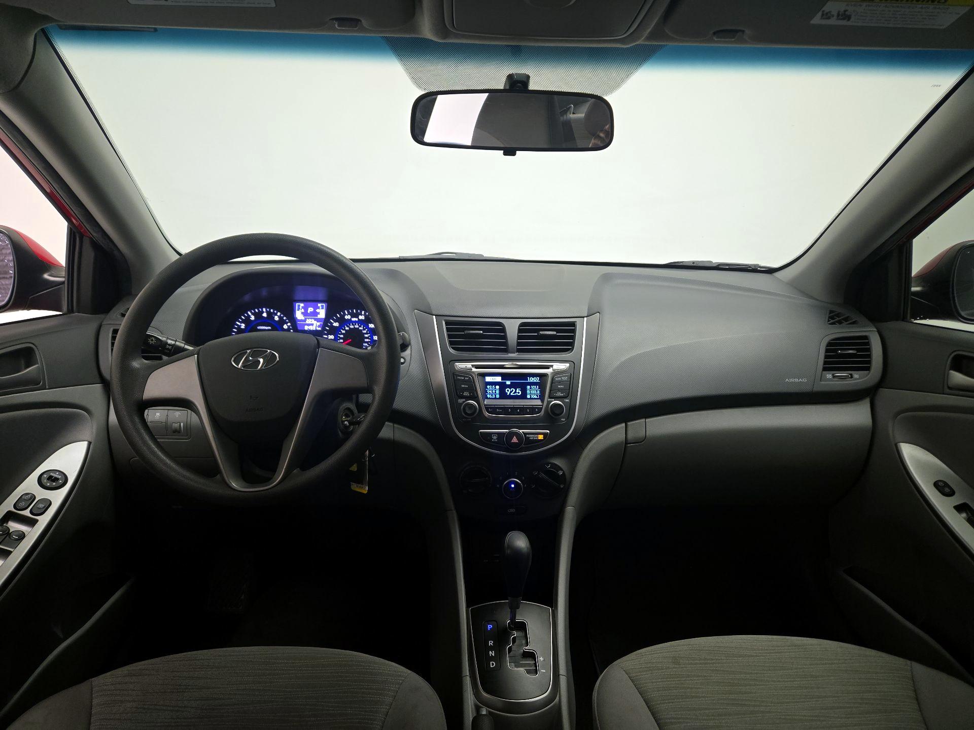 Thumbnail: 2016 Hyundai Accent - 9