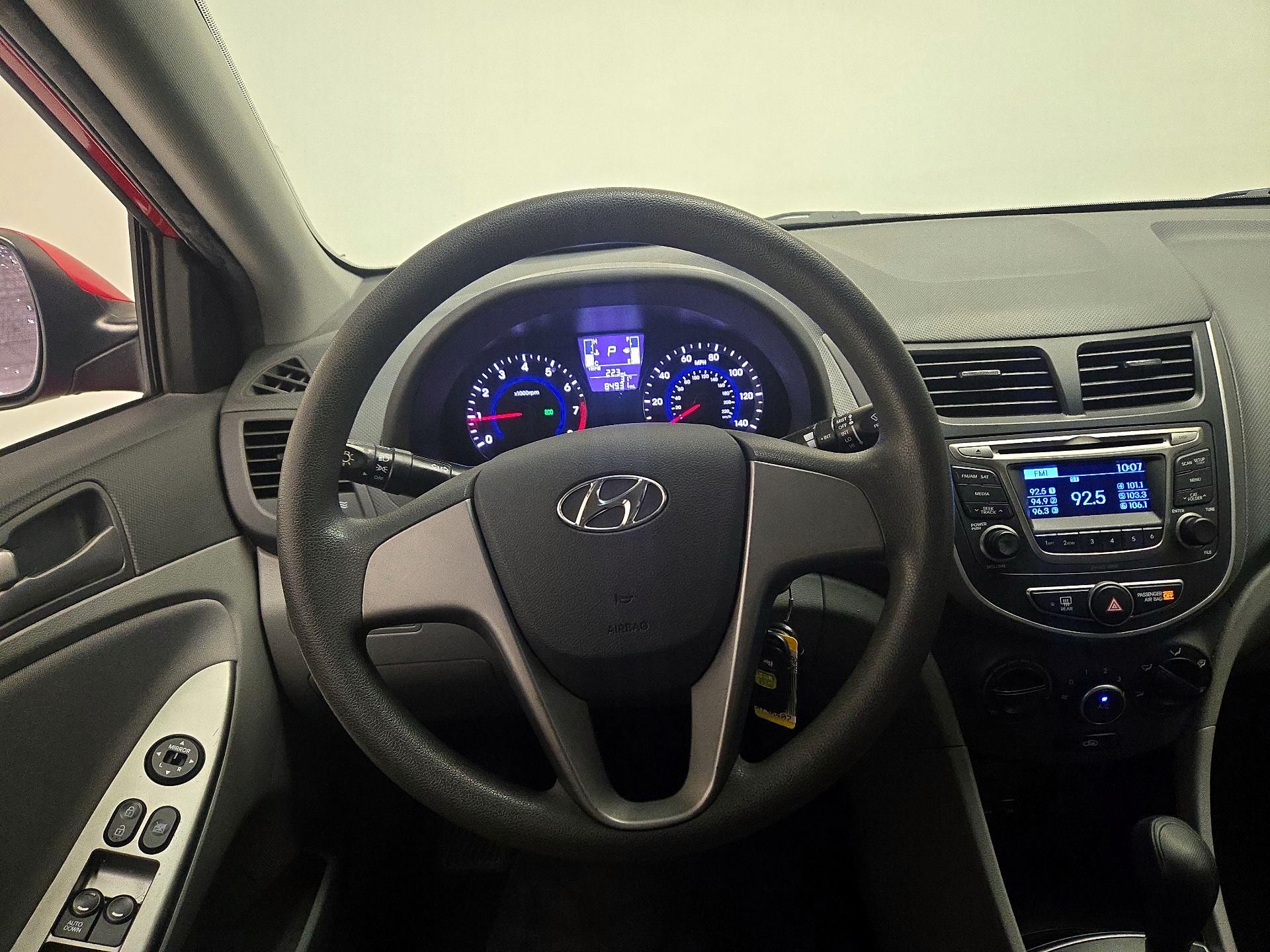 Thumbnail: 2016 Hyundai Accent - 10
