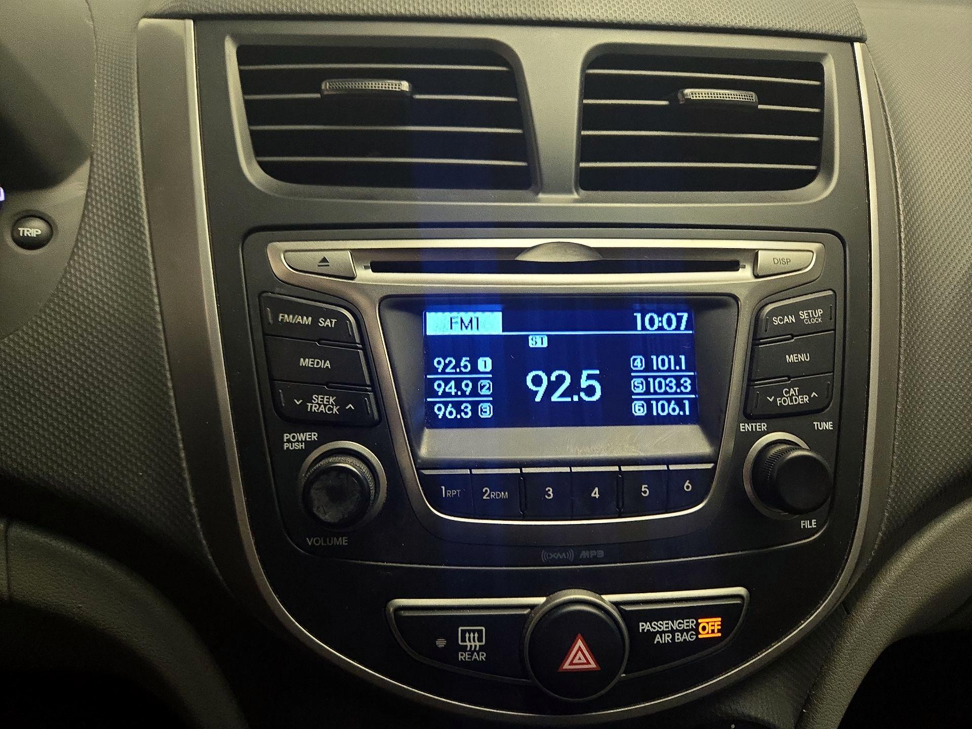 Thumbnail: 2016 Hyundai Accent - 14