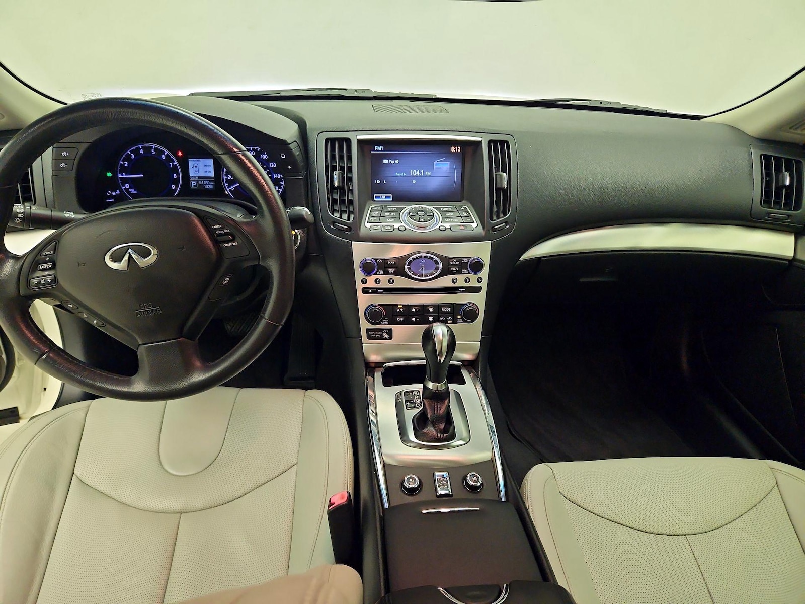 2015 INFINITI Q60 Convertible Base - Photo 10