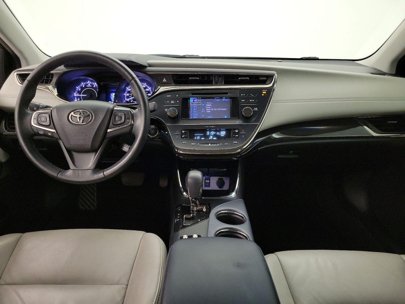 2014 Toyota Avalon XLE - Photo 10