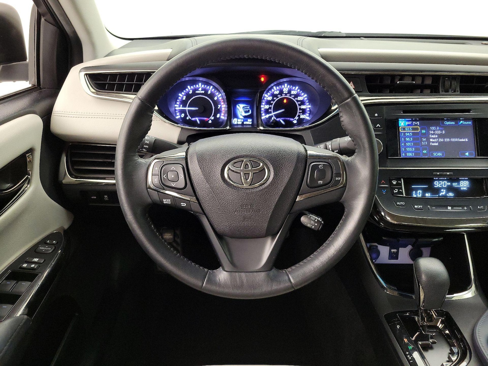 2014 Toyota Avalon XLE - Photo 11