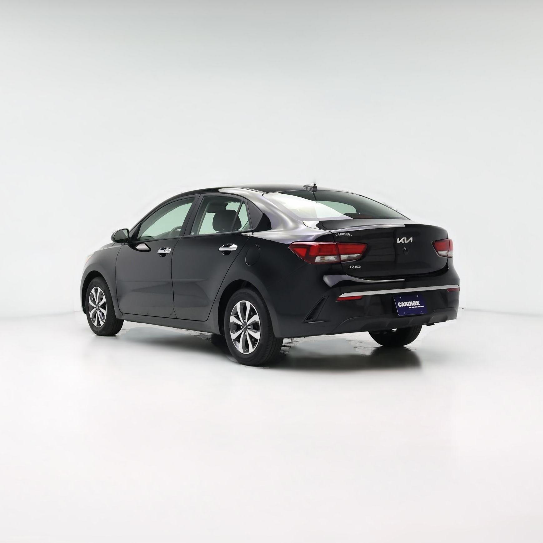 Thumbnail: 2022 Kia Rio - 1