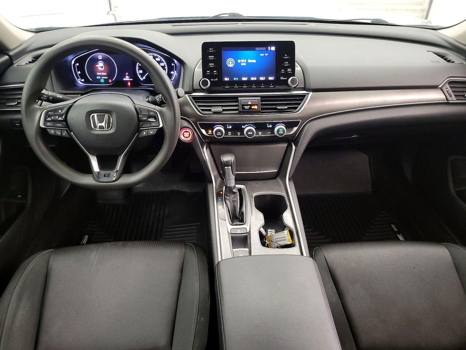 2019 Honda Accord LX - Photo 10