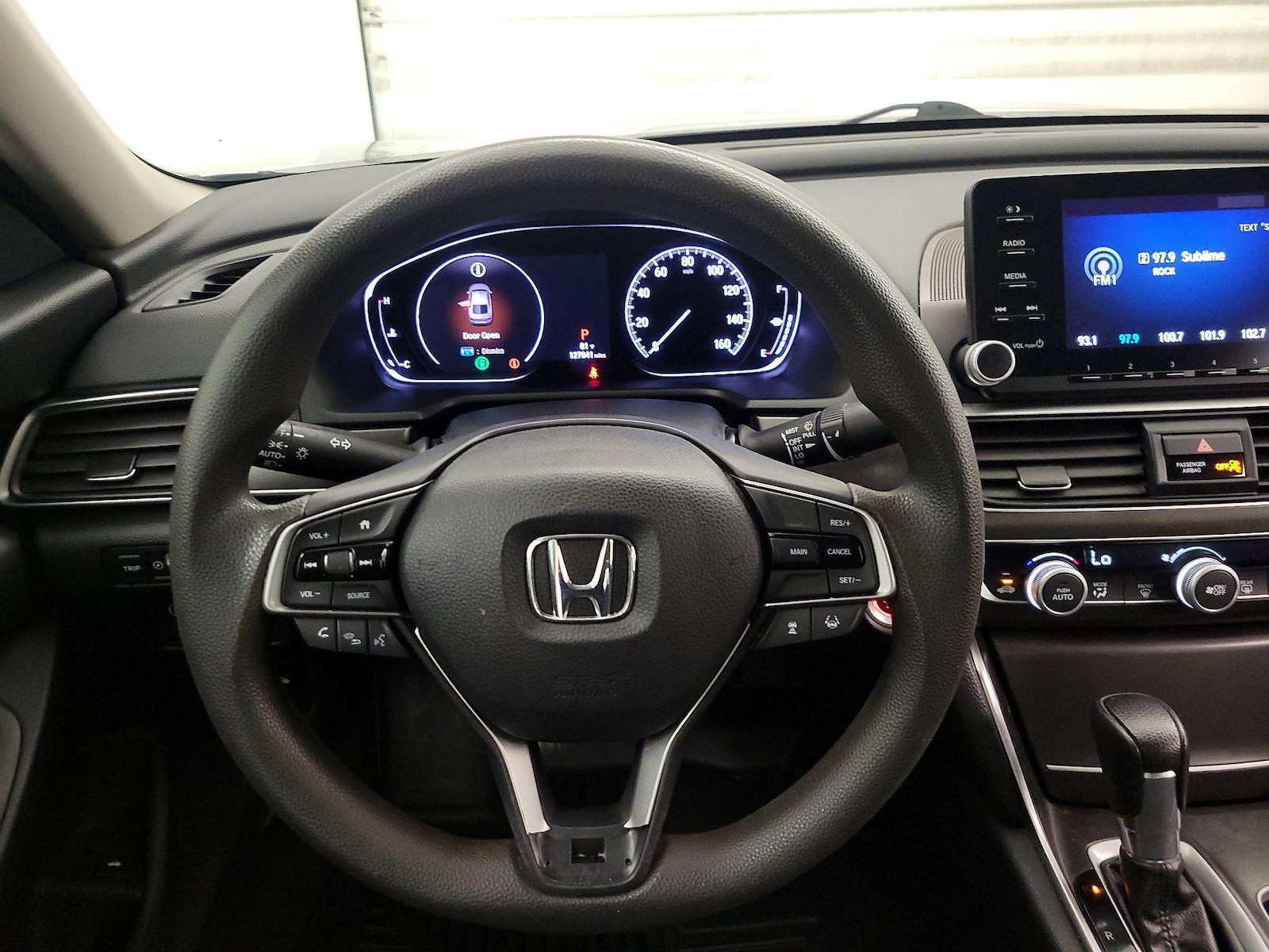 2019 Honda Accord LX - Photo 11