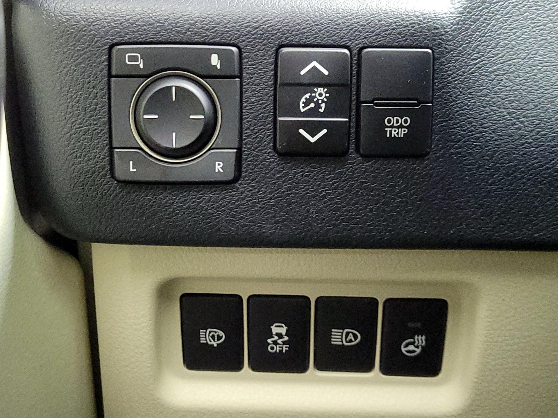 Thumbnail: 2023 Lexus GX - 13