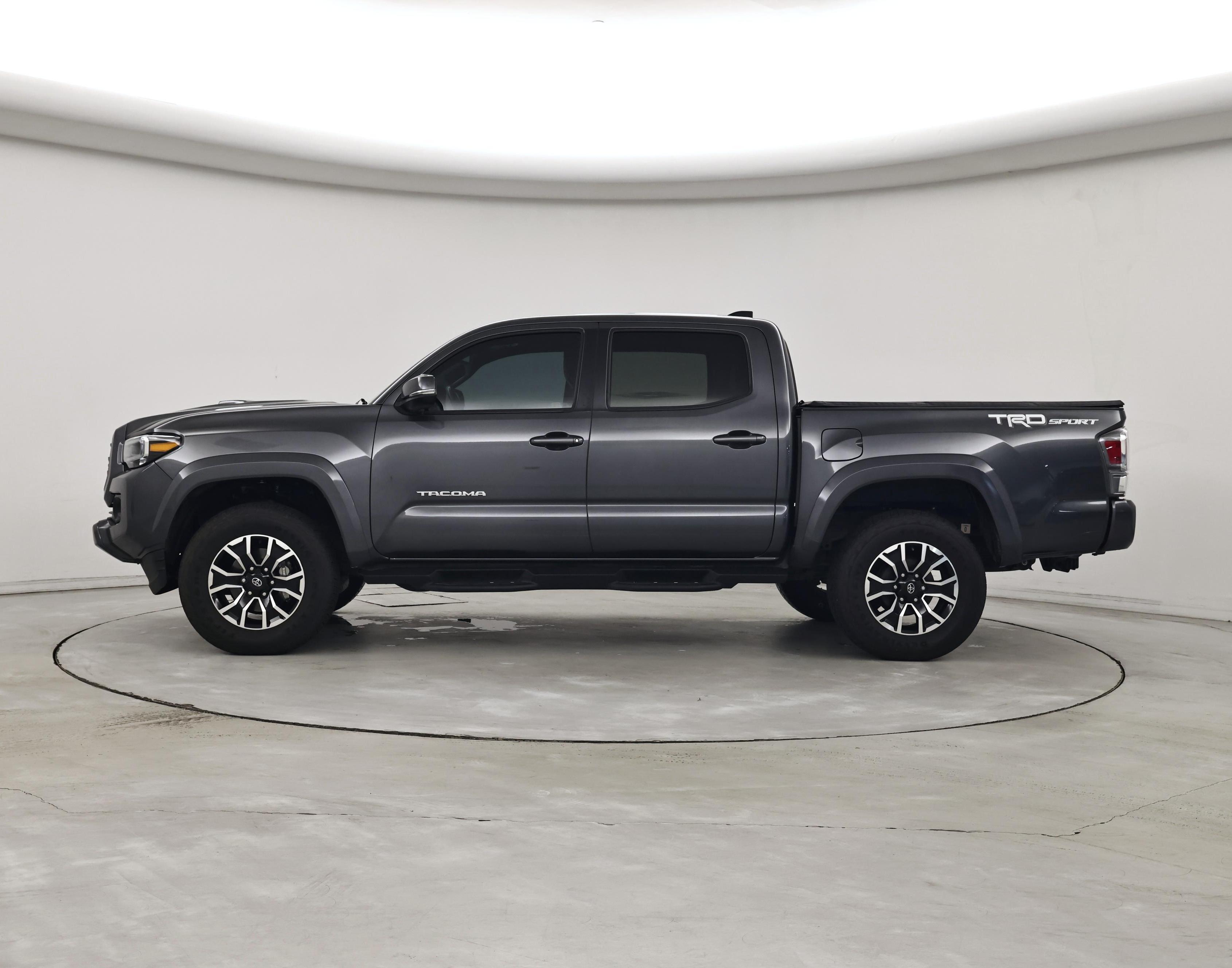Thumbnail: 2021 Toyota Tacoma - 3