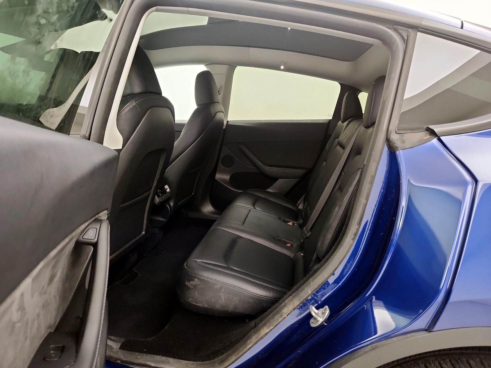 2024 Tesla Model Y Long Range - Photo 20